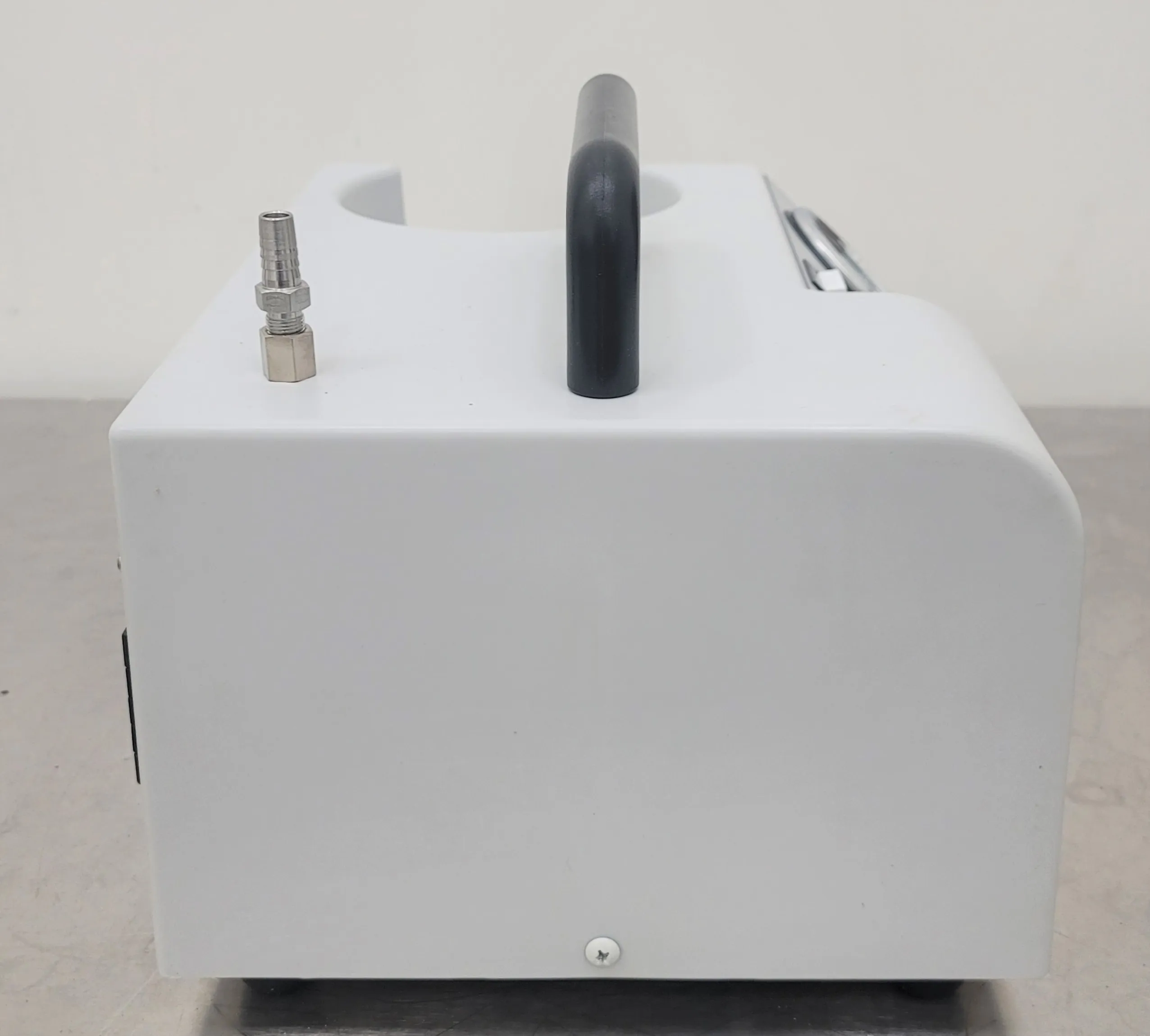 Gomco 405 Tabletop Aspirator - Used Laboratory and Medical Equipment