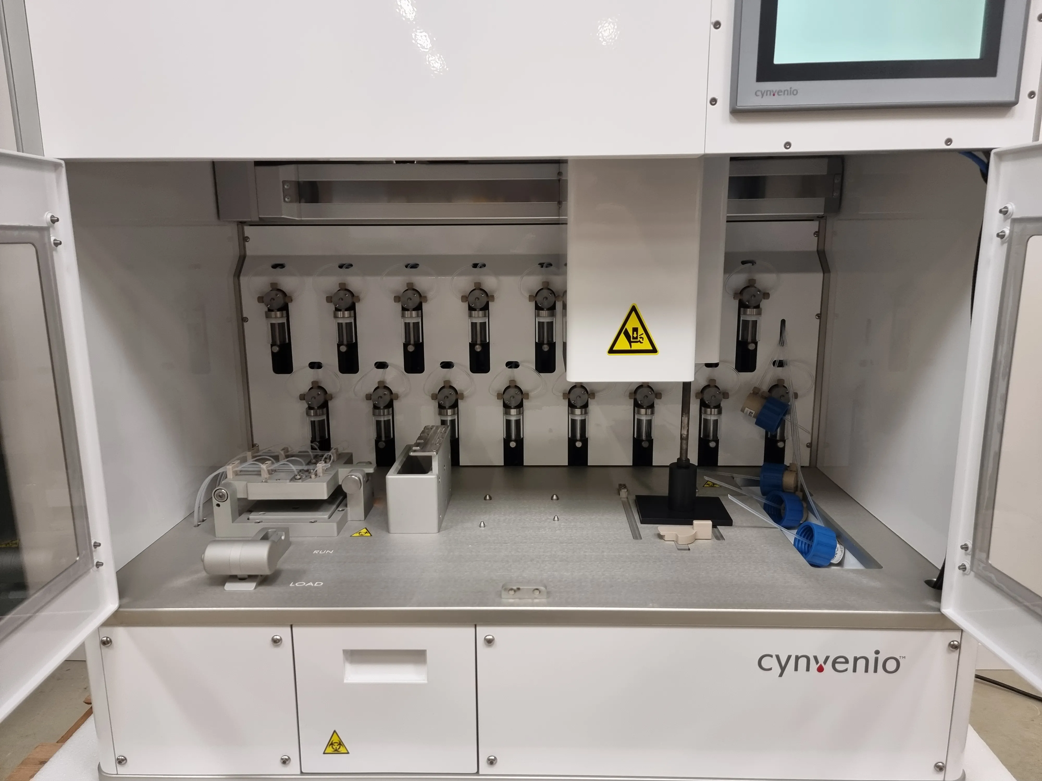 Cynvenio Liquid Biopsy Automated Rare Cell Isolation Ver 1.2 - Life Sciences Laboratory Equipment