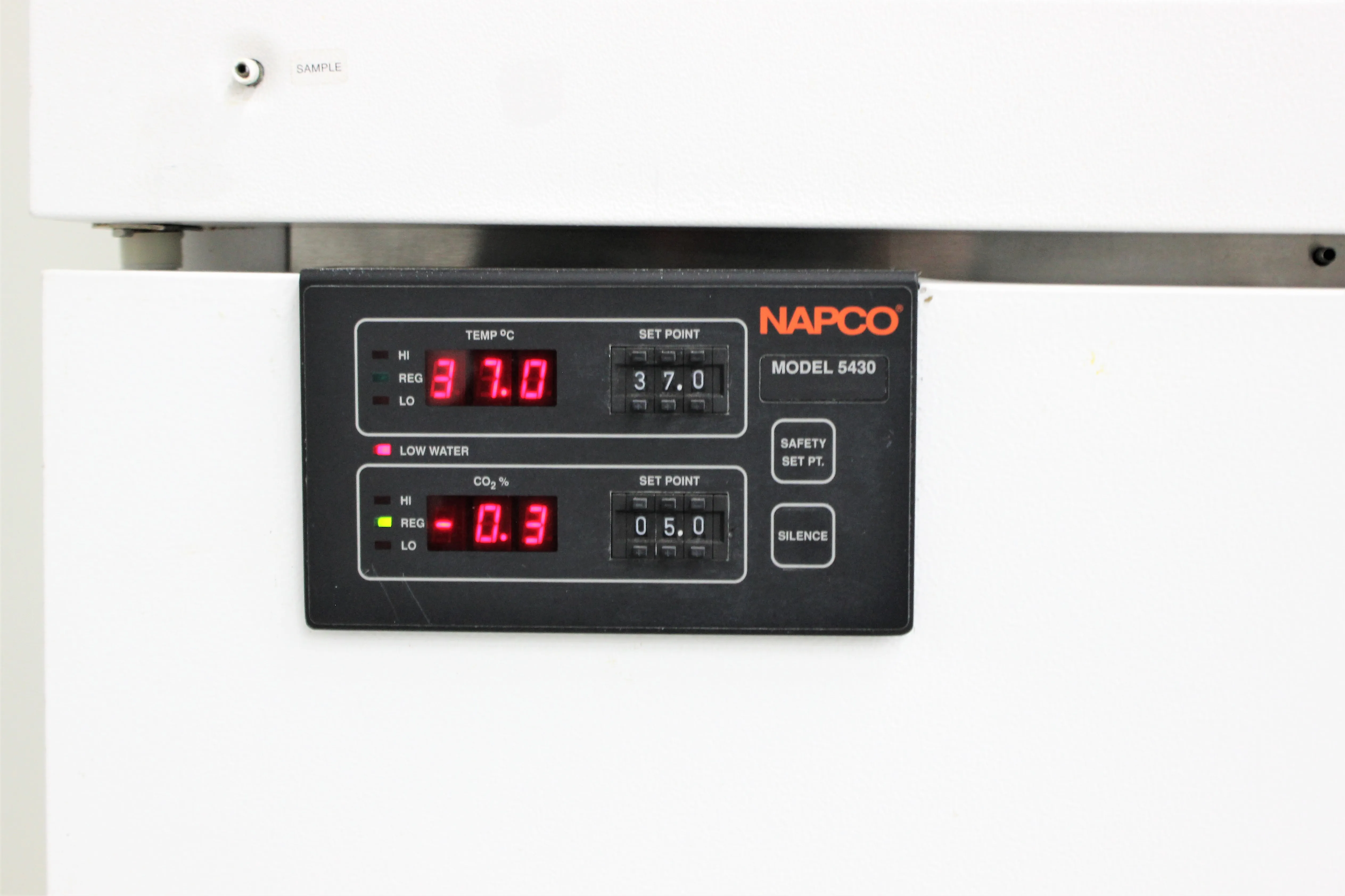 Napco Dual Chamber CO2 Incubator 5430