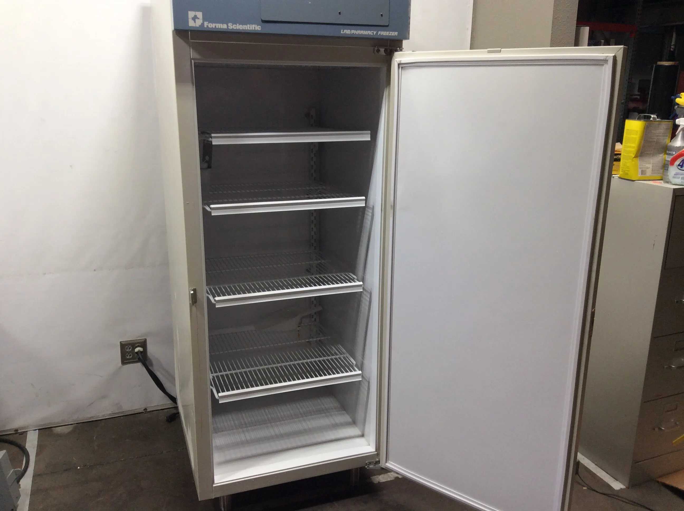 Forma Scientific 3801 Lab Pharmacy Freezer