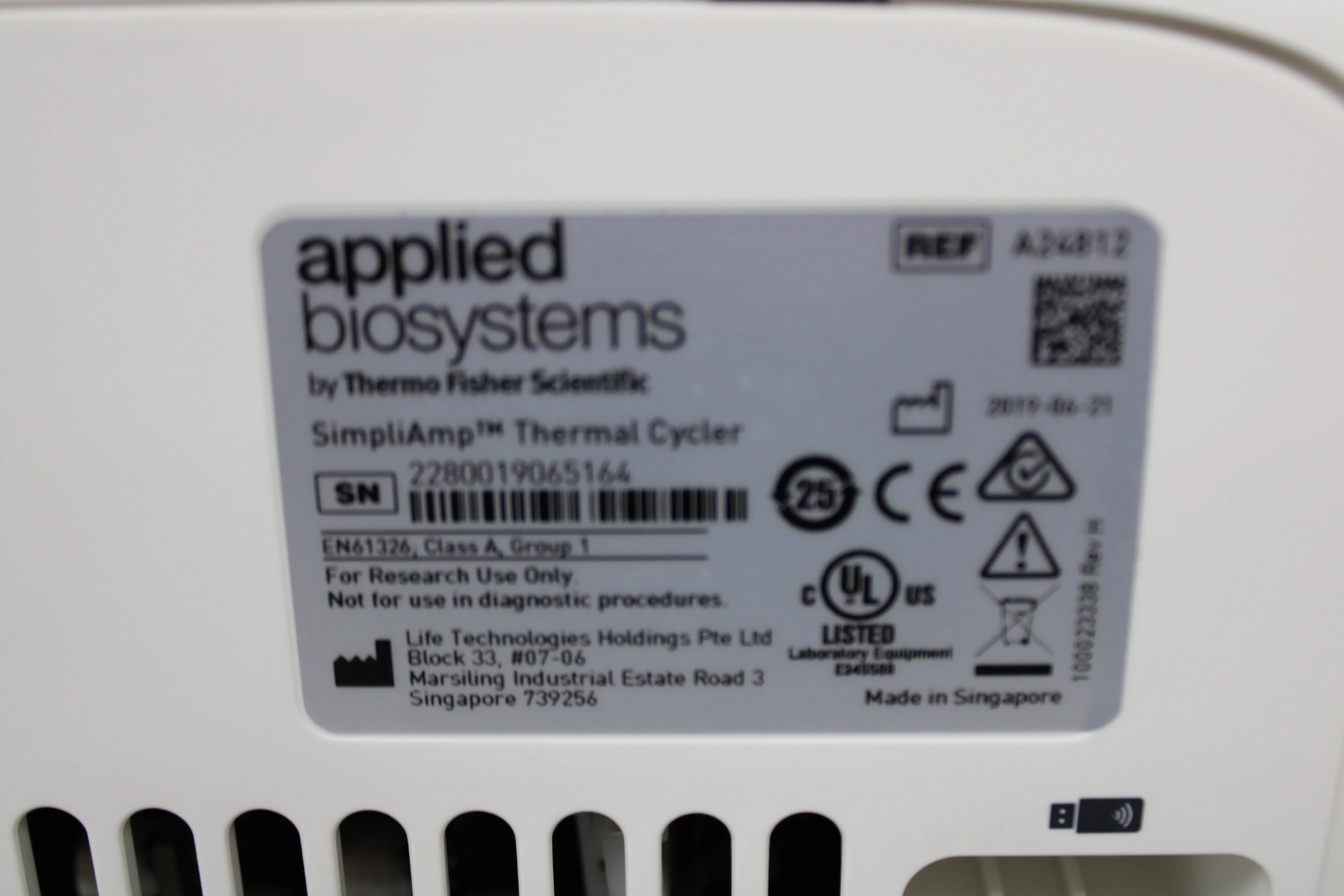 Applied Biosystems SimpliAmp Thermal Cycler