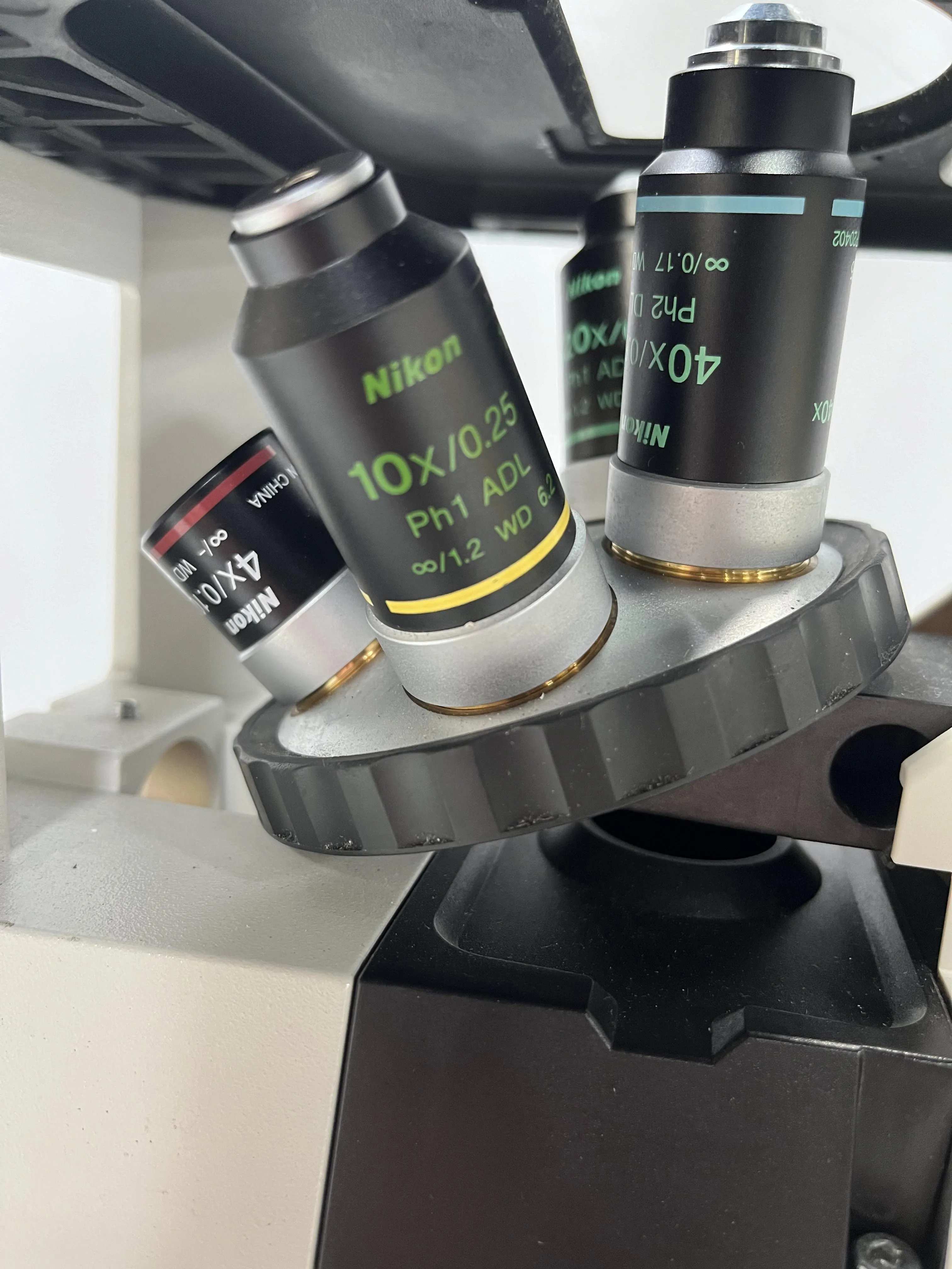 Nikon Eclipse TS100 Inverted Microscope with 4 Objectives