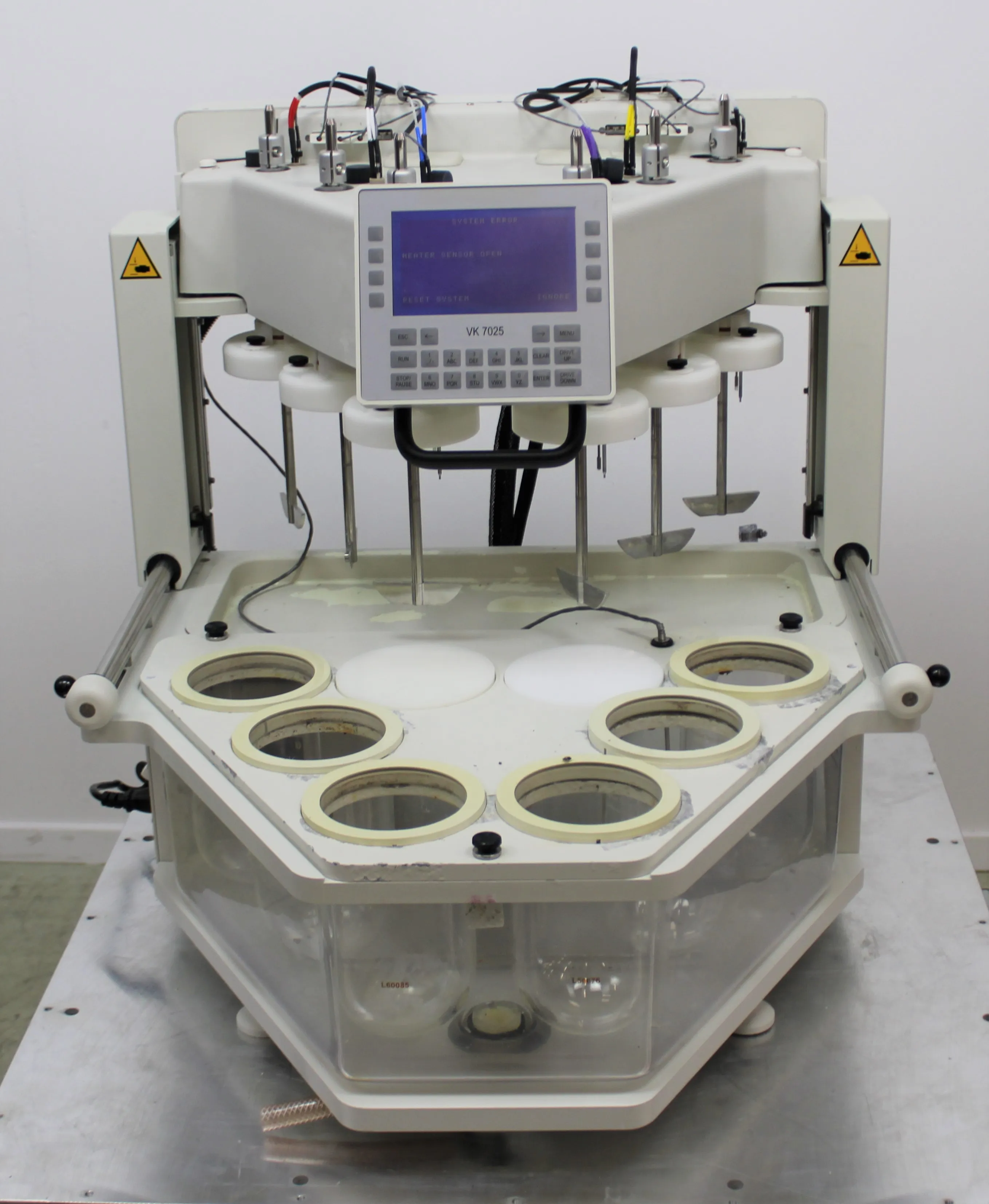 Varian VK7025 Dissolution Apparat with Dosage Delivery Module (DDM) - P/N:11-6005