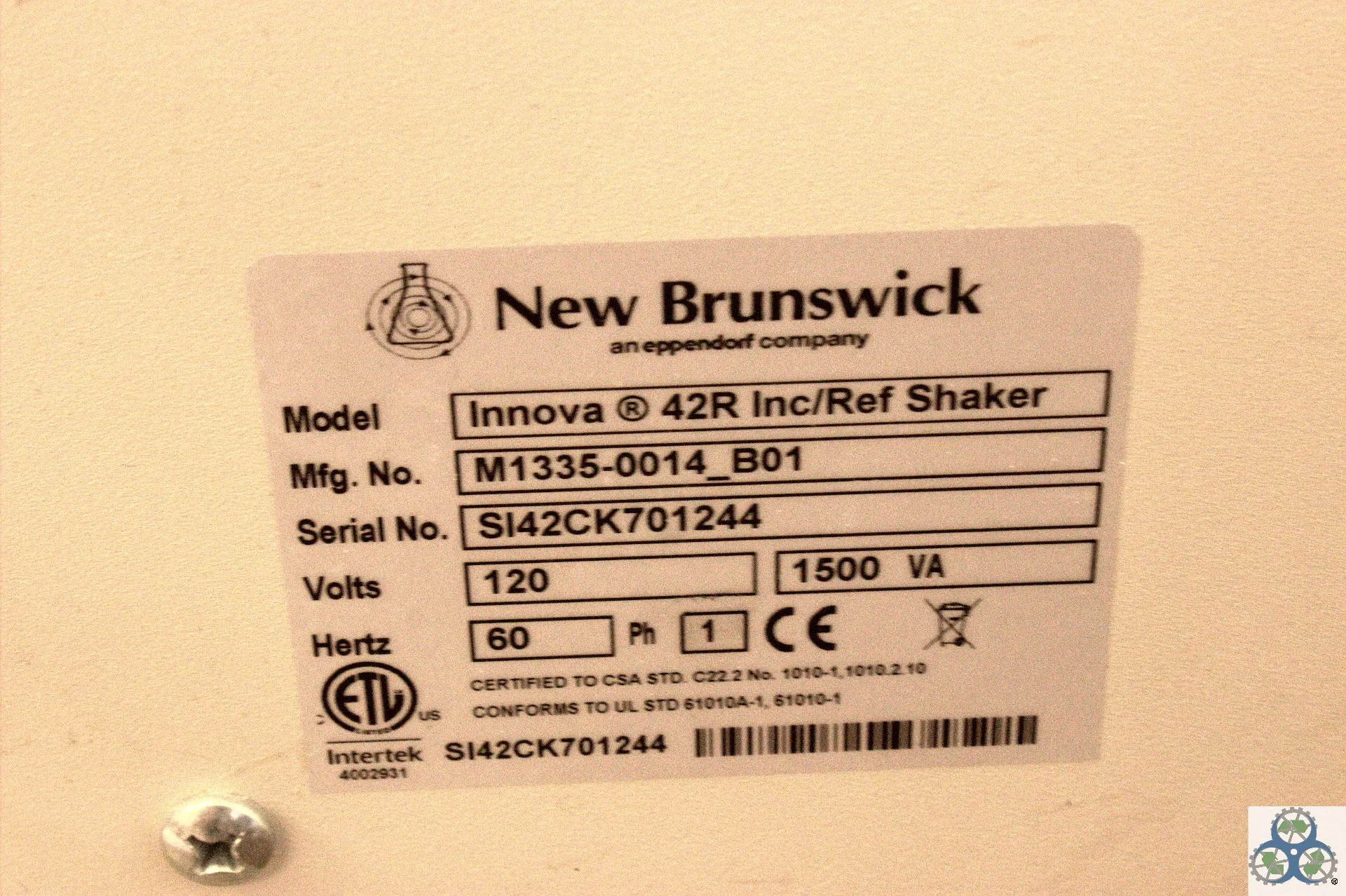 New Brunswick Innova 42R Refrigerated Incubator Shaker