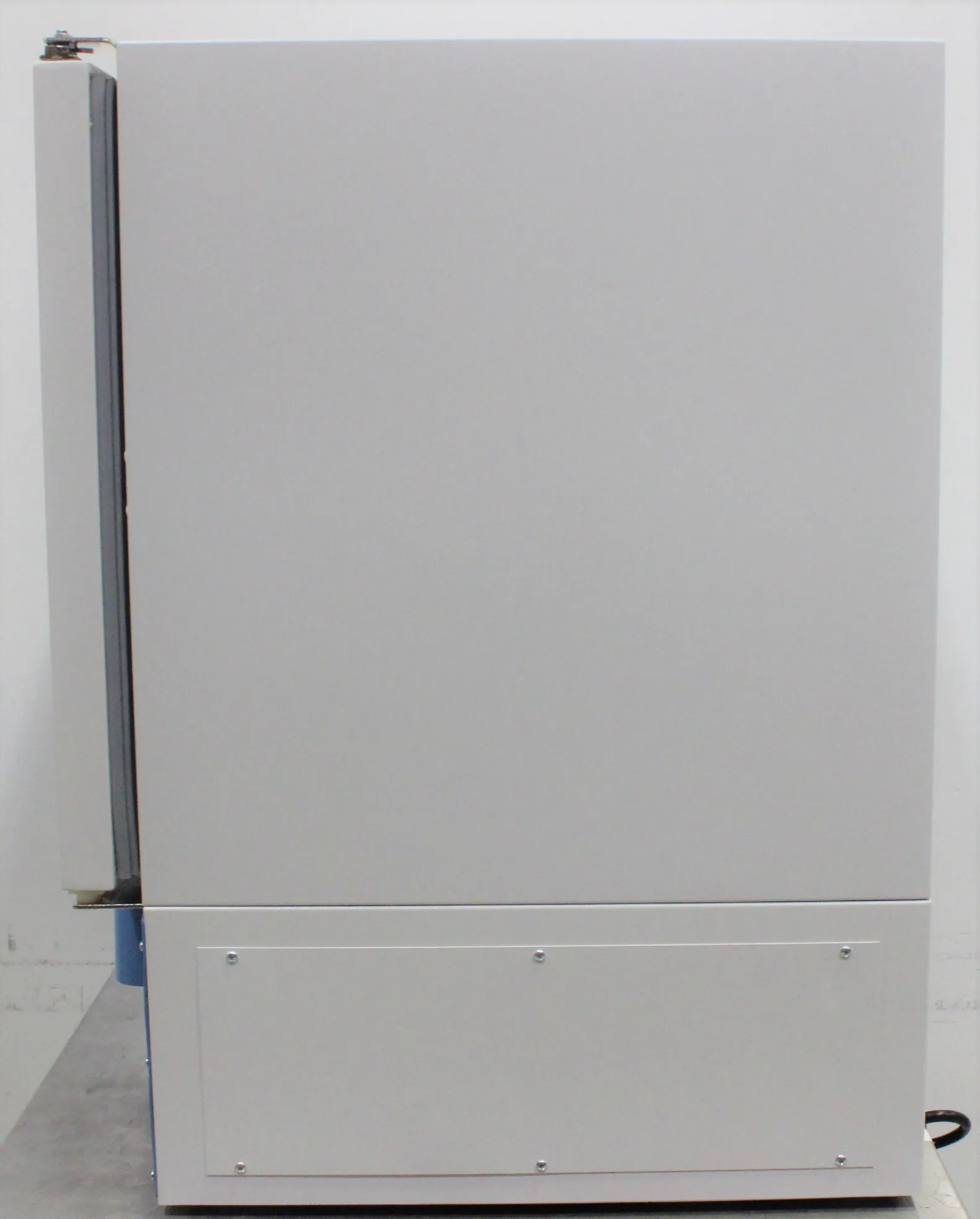 Thermo Fisher REL404D High-Performance Lab Refrigerator