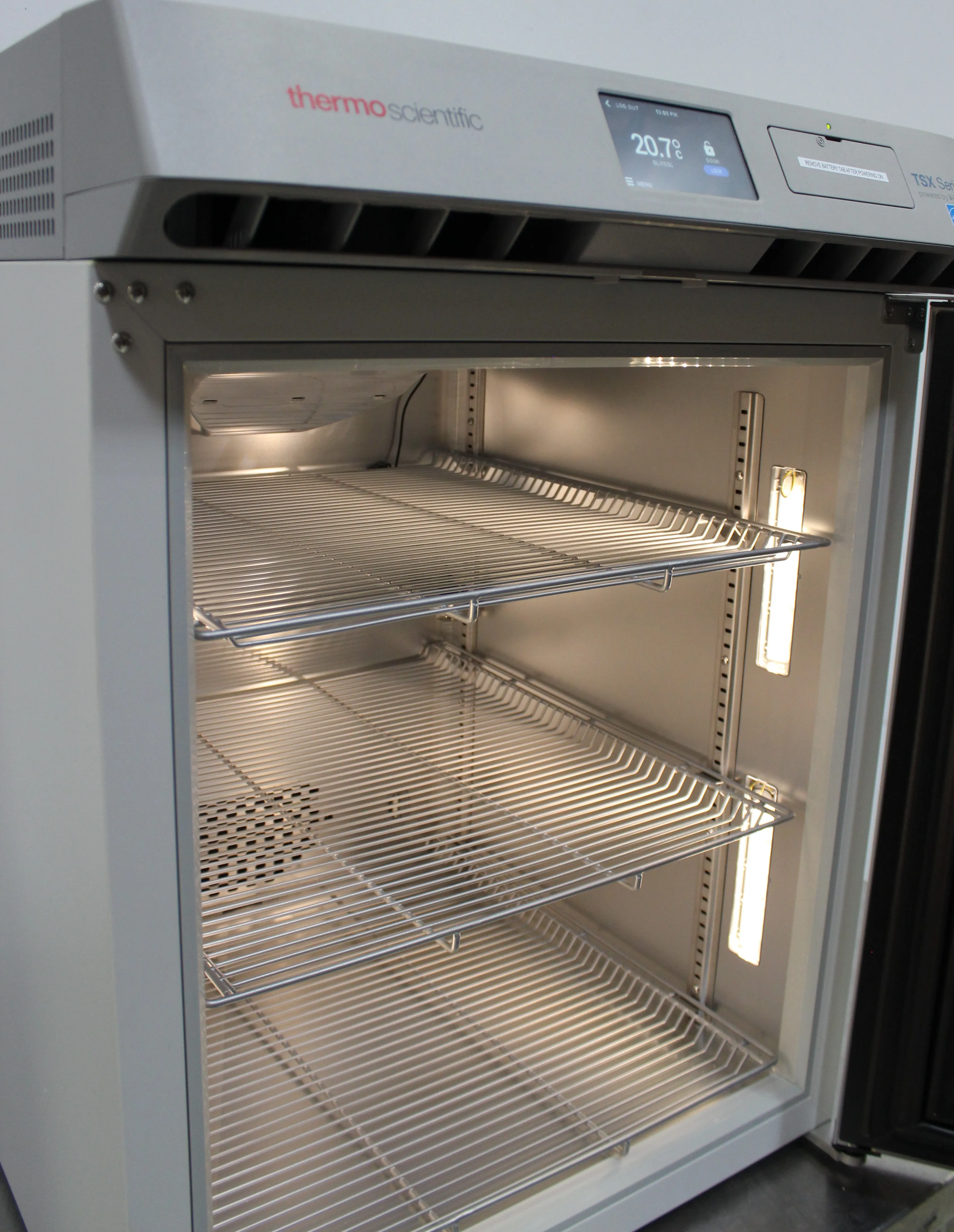 Thermo Scientific TSX Series Undercounter Lab Refrigerator