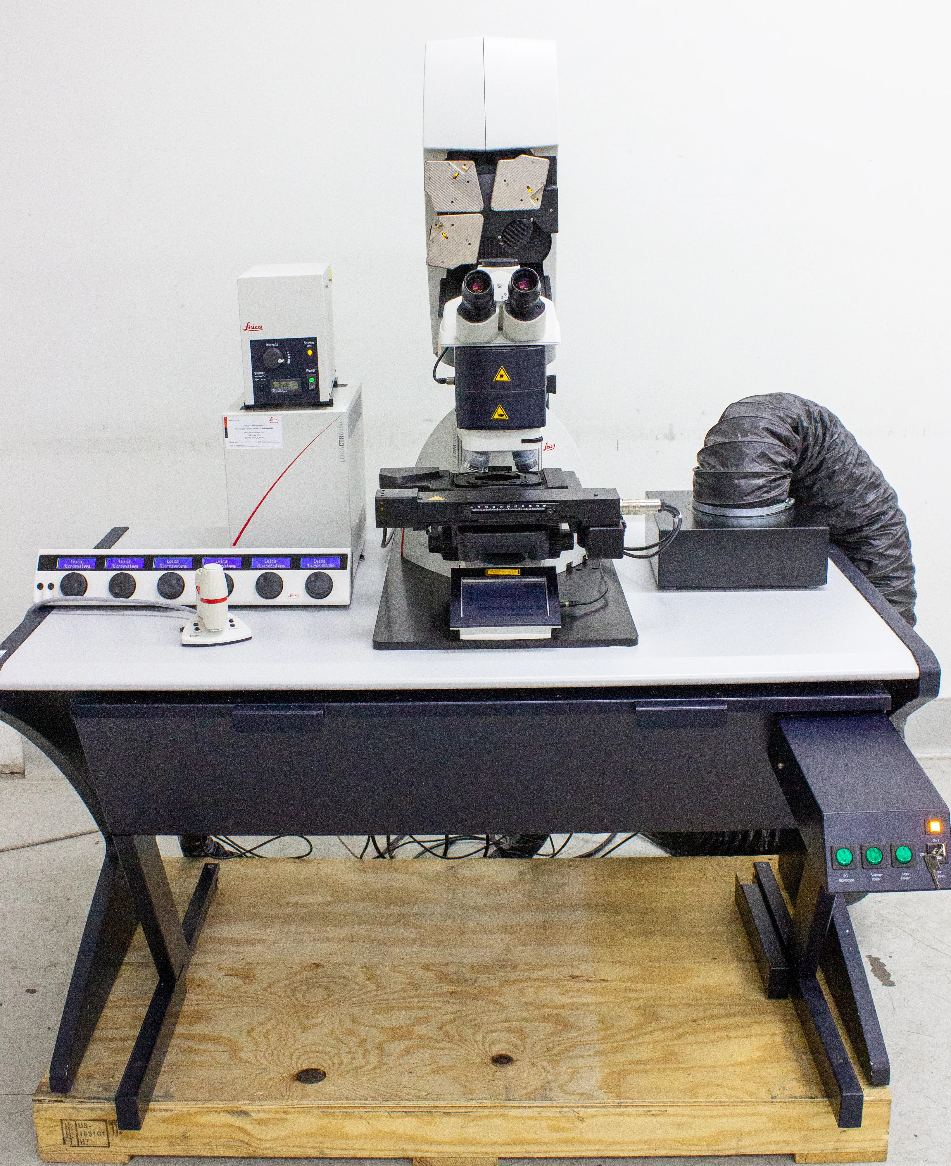 Leica TCS SP8 Laser Scan Confocal Microscope w/ Flexible Supply Unit