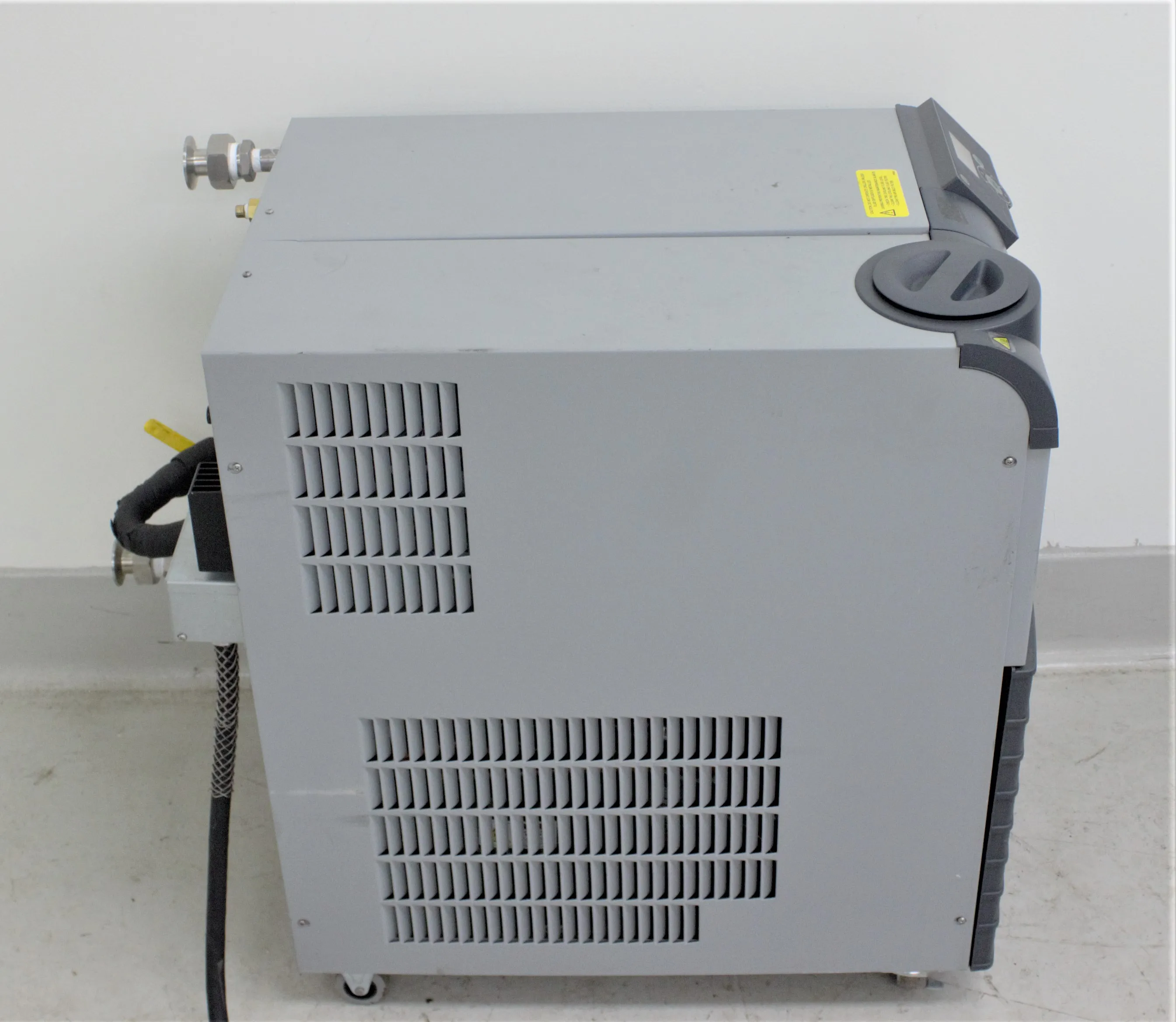 Thermo Scientific ThermoFlex 2500 Recirculating Chiller