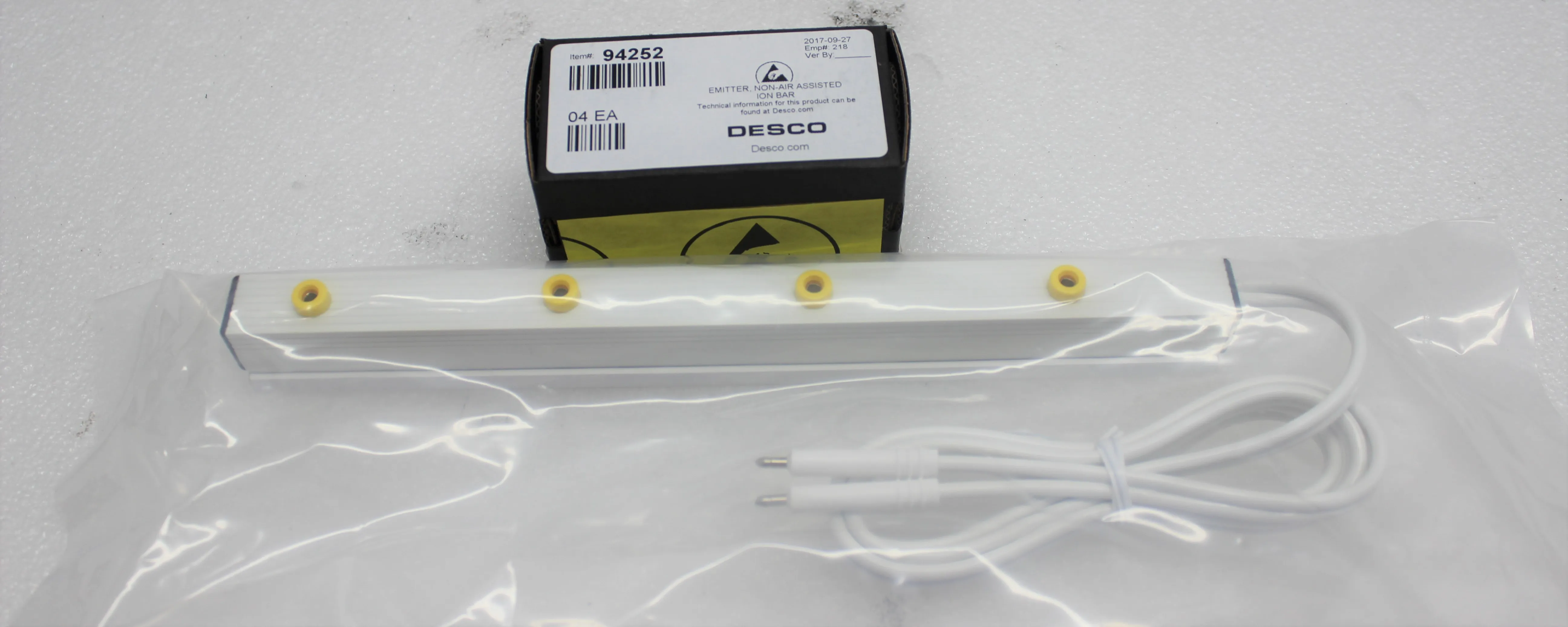 Desco 50900 Ion Bar Assembly with 4 Emitters, 12 in