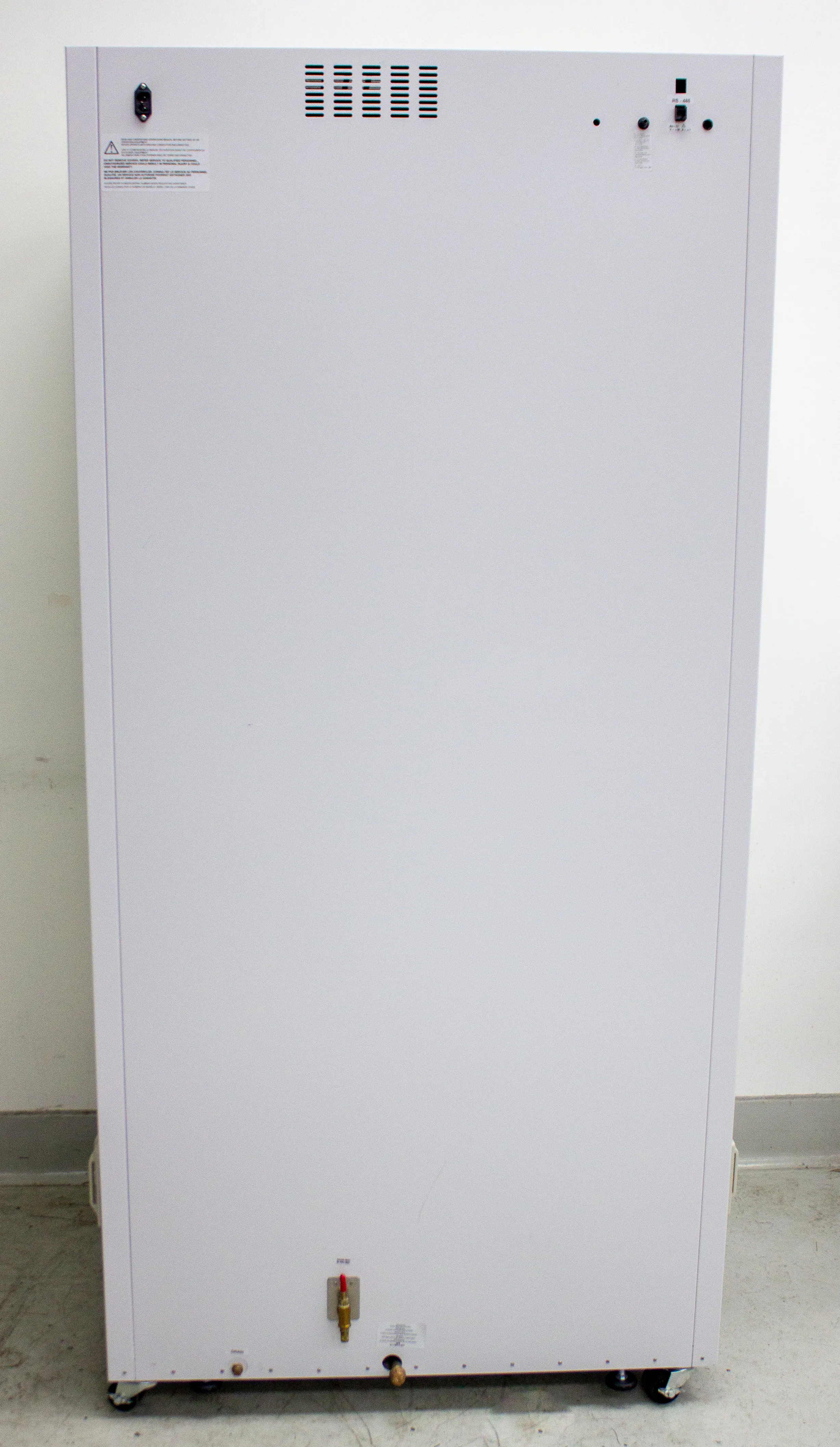 Thermo Scientific Large-Capacity Reach-In CO2 Incubator, 821 L, Model 3950, Used VG (Very Good)