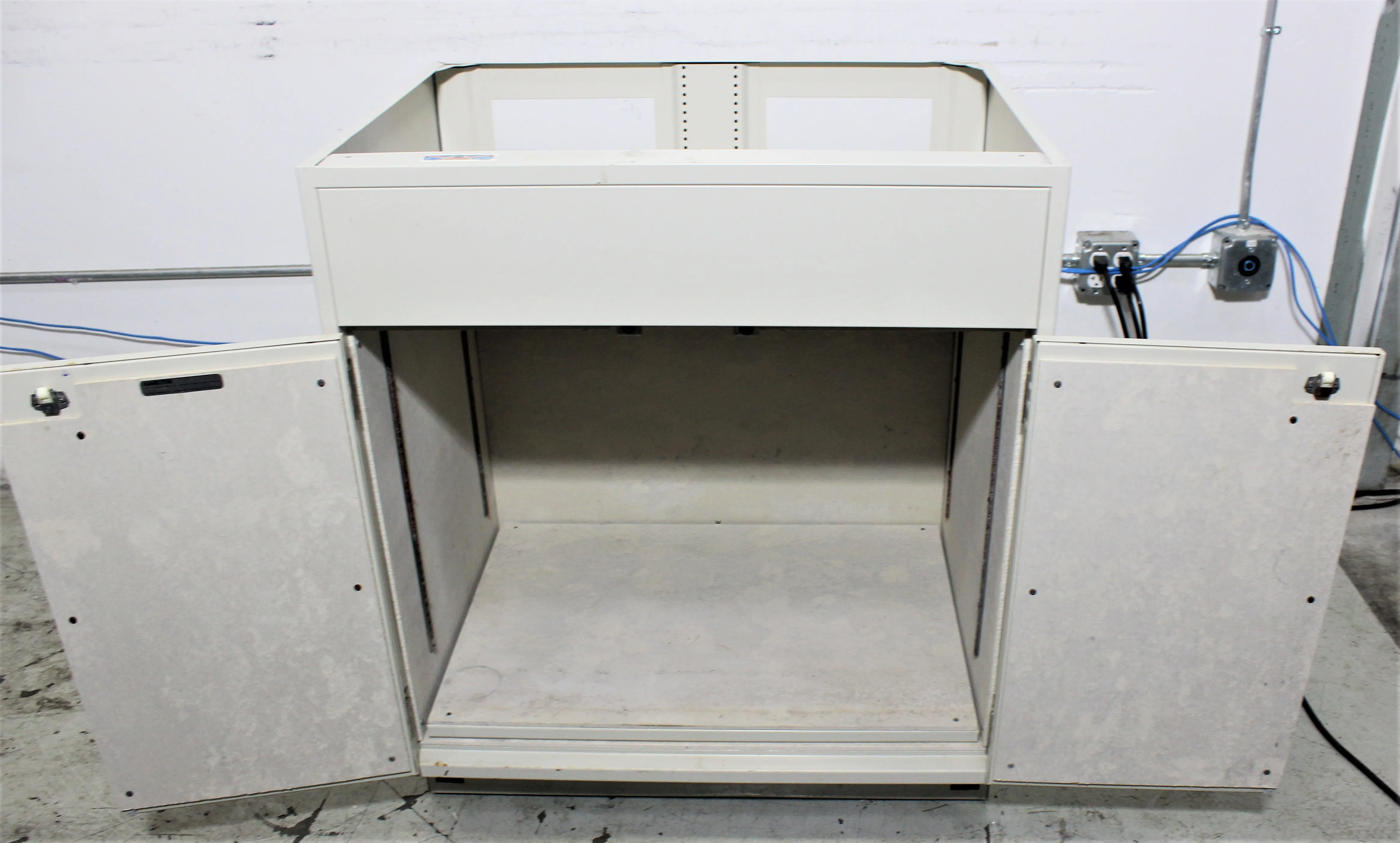 Hamilton Storage / Safety Cabinet