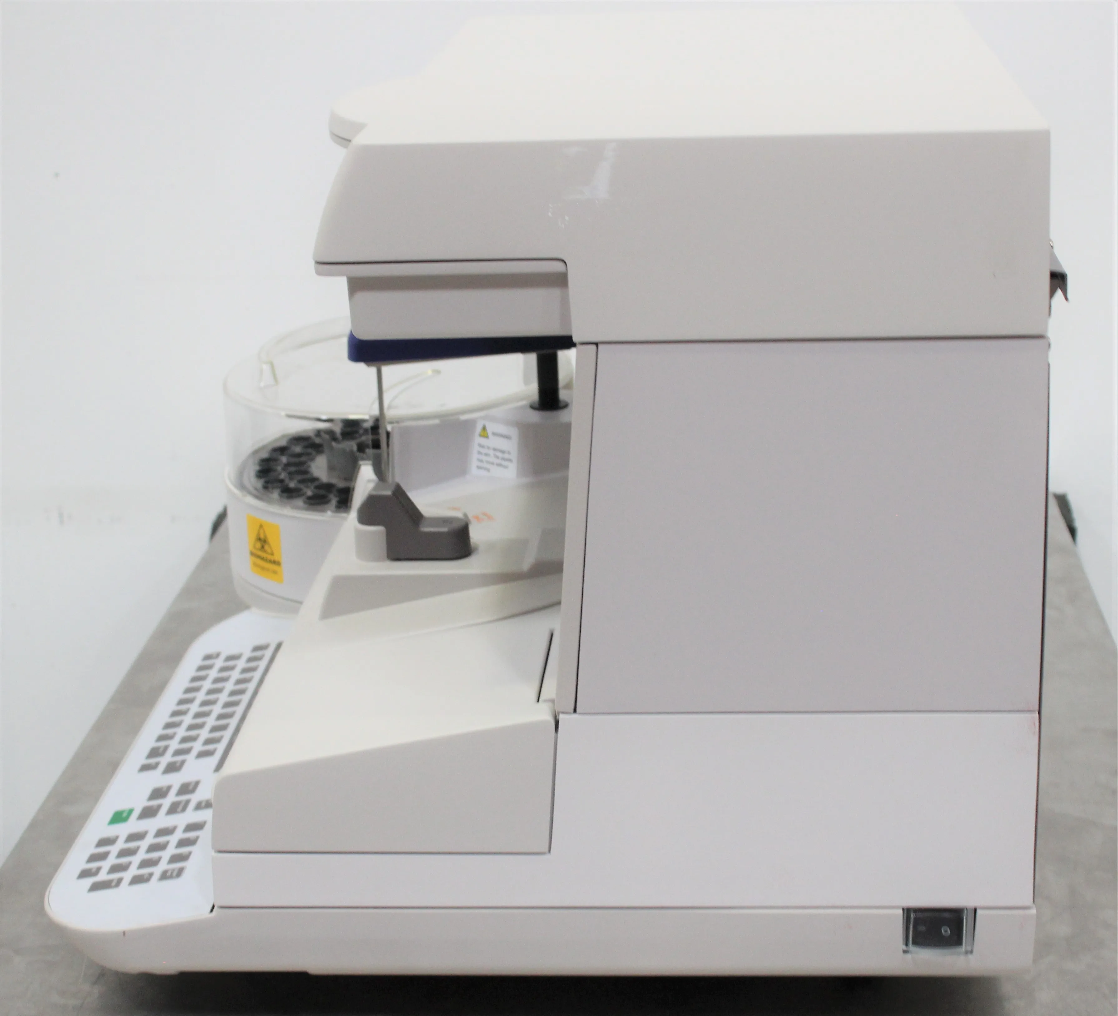 Thermo Scientific Phadia 100 Immunoassay Analyzer with Built-In Software