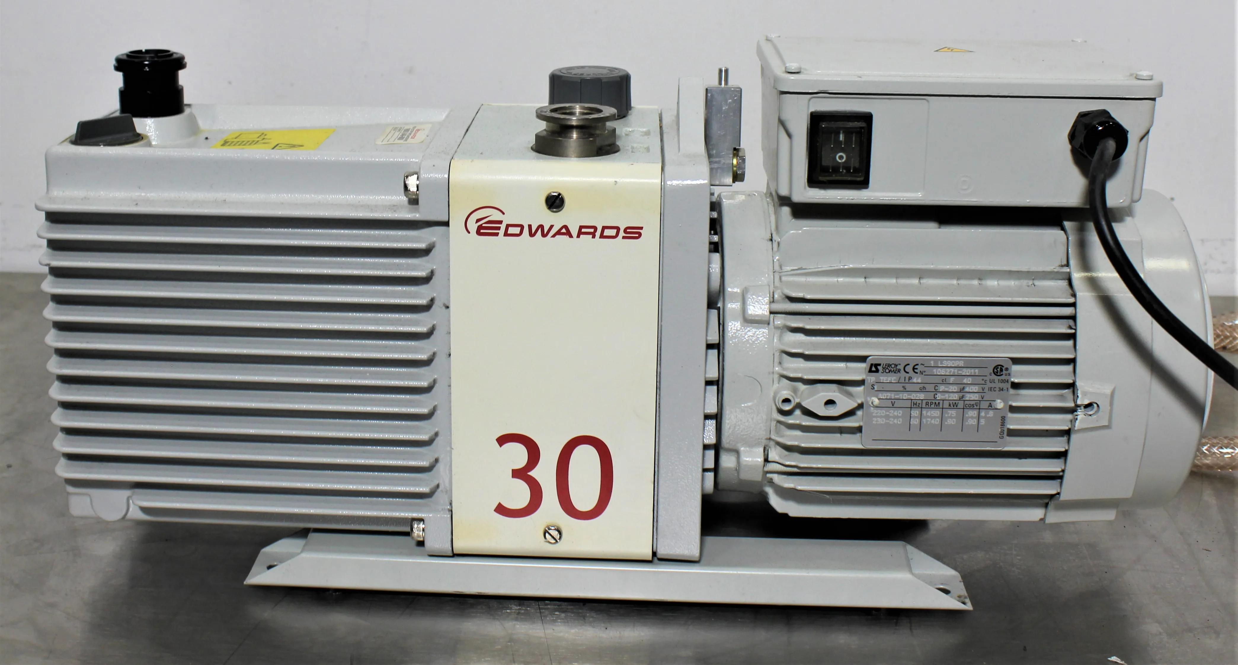 Edwards E2M30 Rotary Vane Vacuum Pump 240V 60Hz US 30-Day Warranty