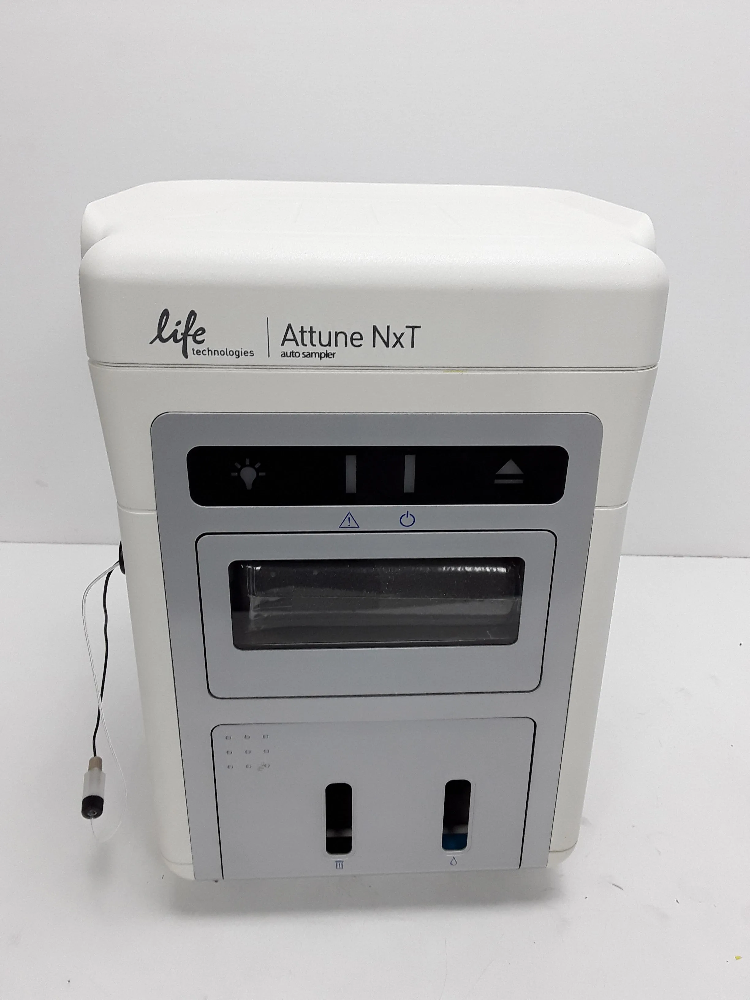 Life Technologies Attune NxT Gen Auto sampler