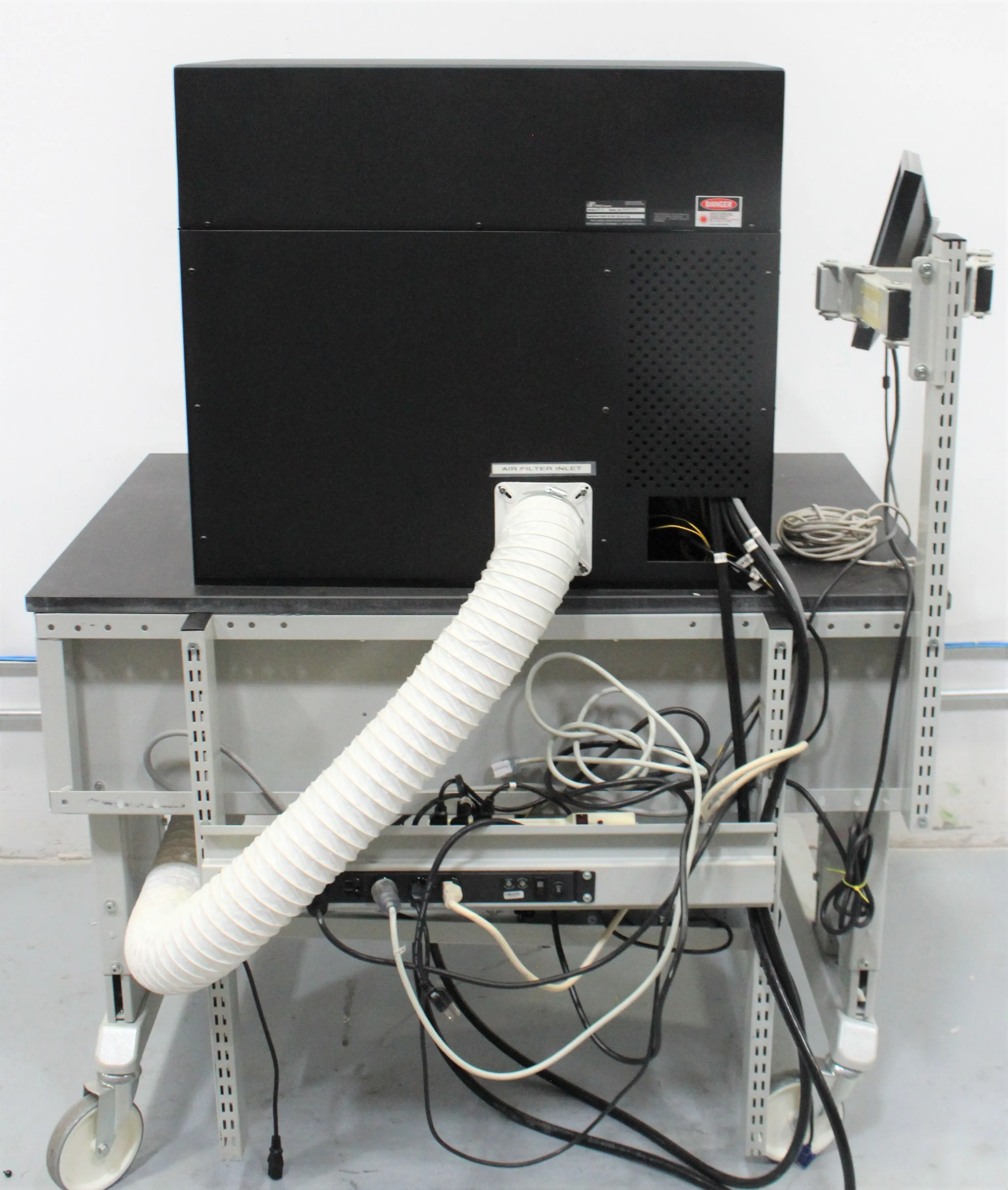 DPSS Lasers 3510 - Used Laboratory and Medical Equipment