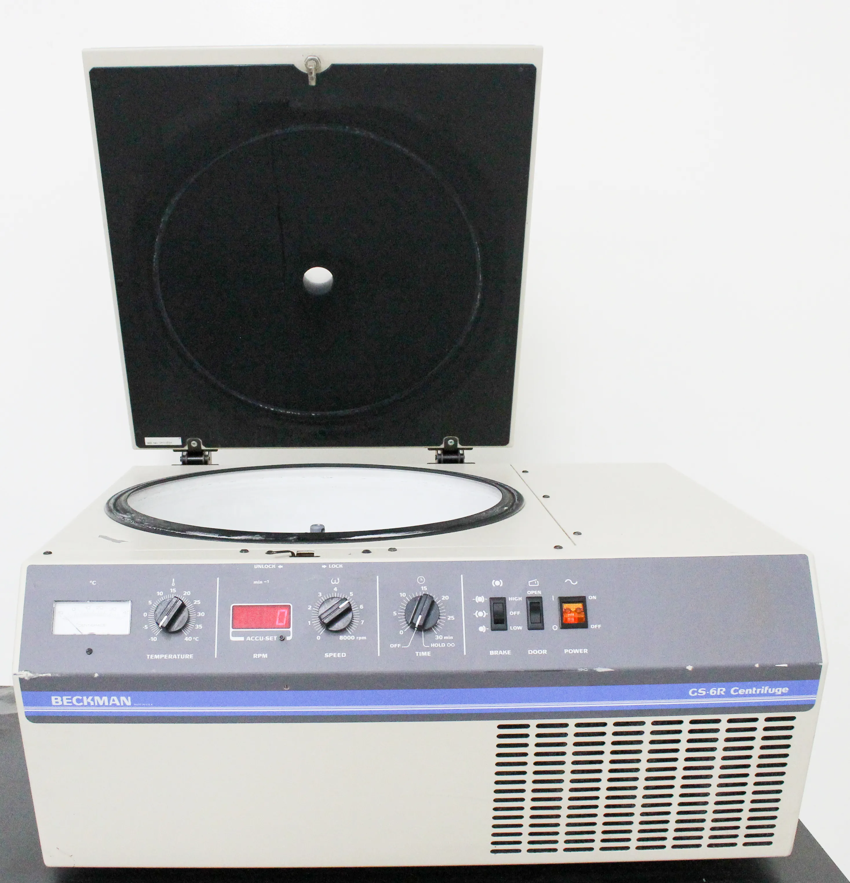 Beckman Refrigerated Benchtop Centrifuge Model GS-6R - Used