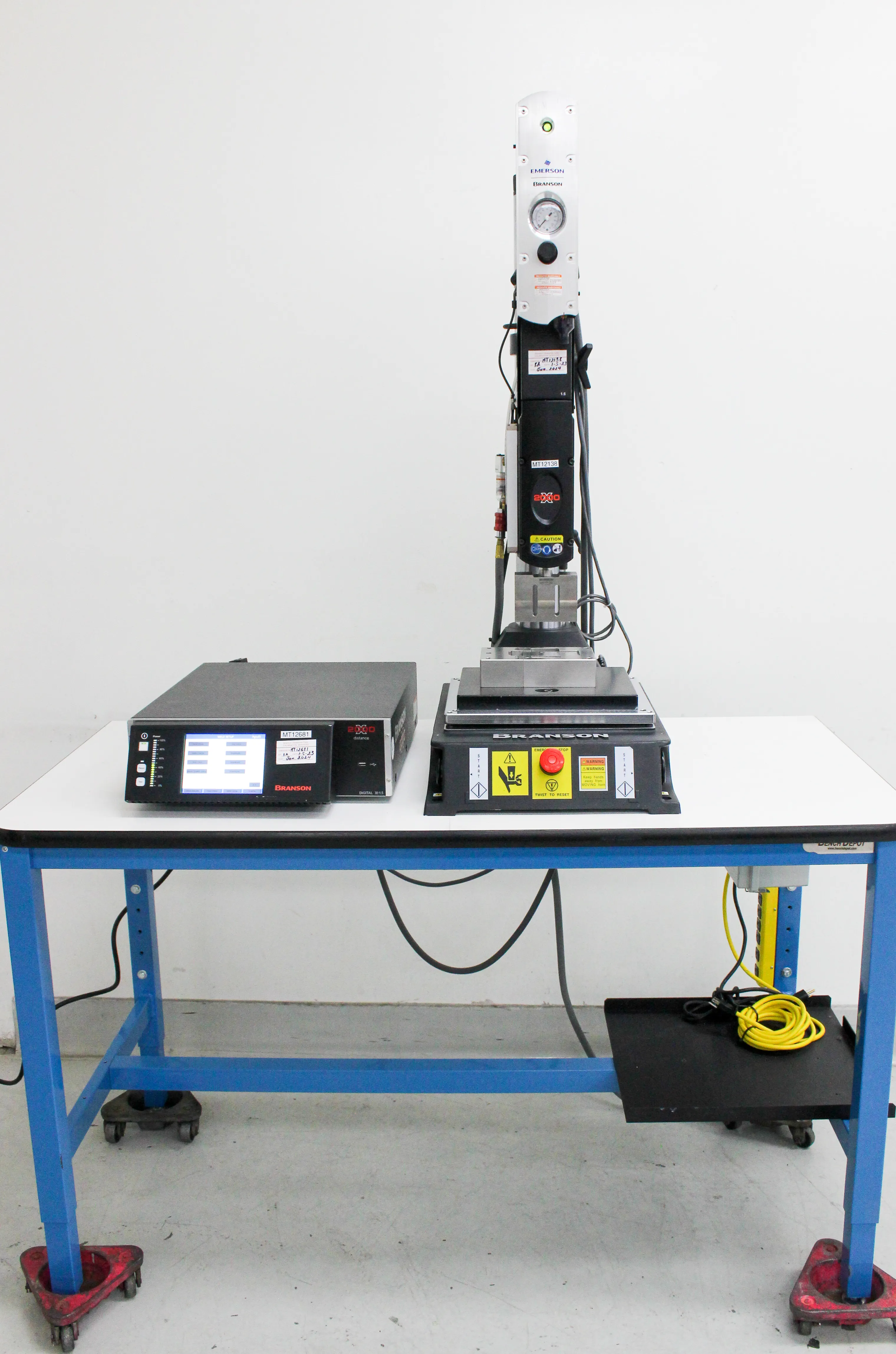 Branson 2000X Ultrasonic Welding System Actuator AED with 2000 XDT