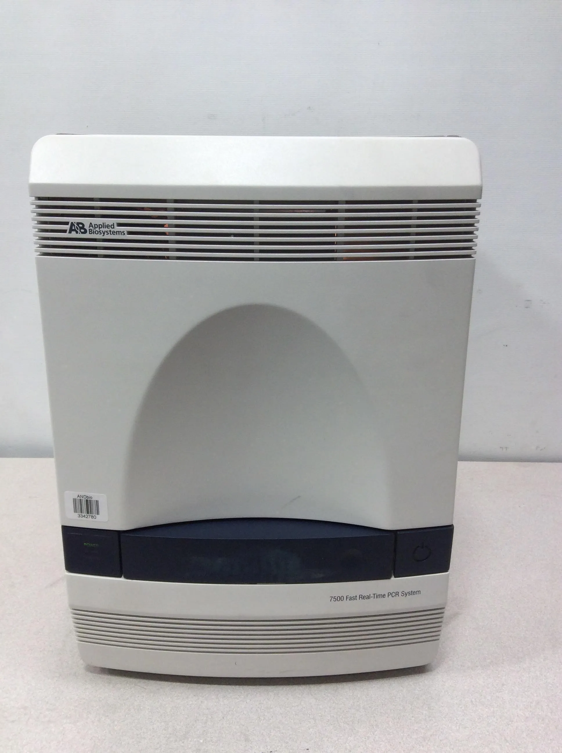 Applied Biosystems 7500 Fast Real-Time PCR System