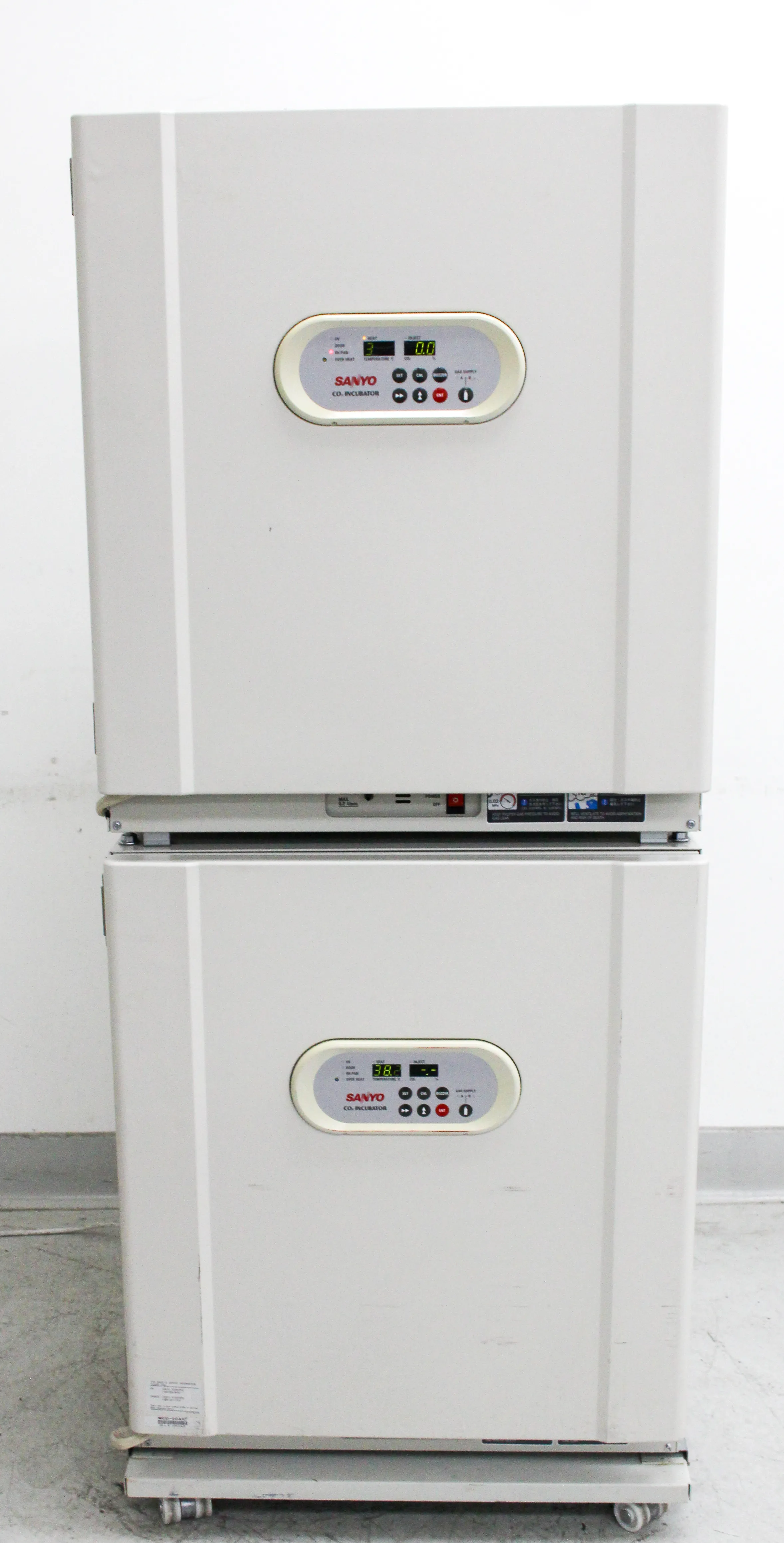 Sanyo MCO-20AIC Double Stack CO2 Incubator