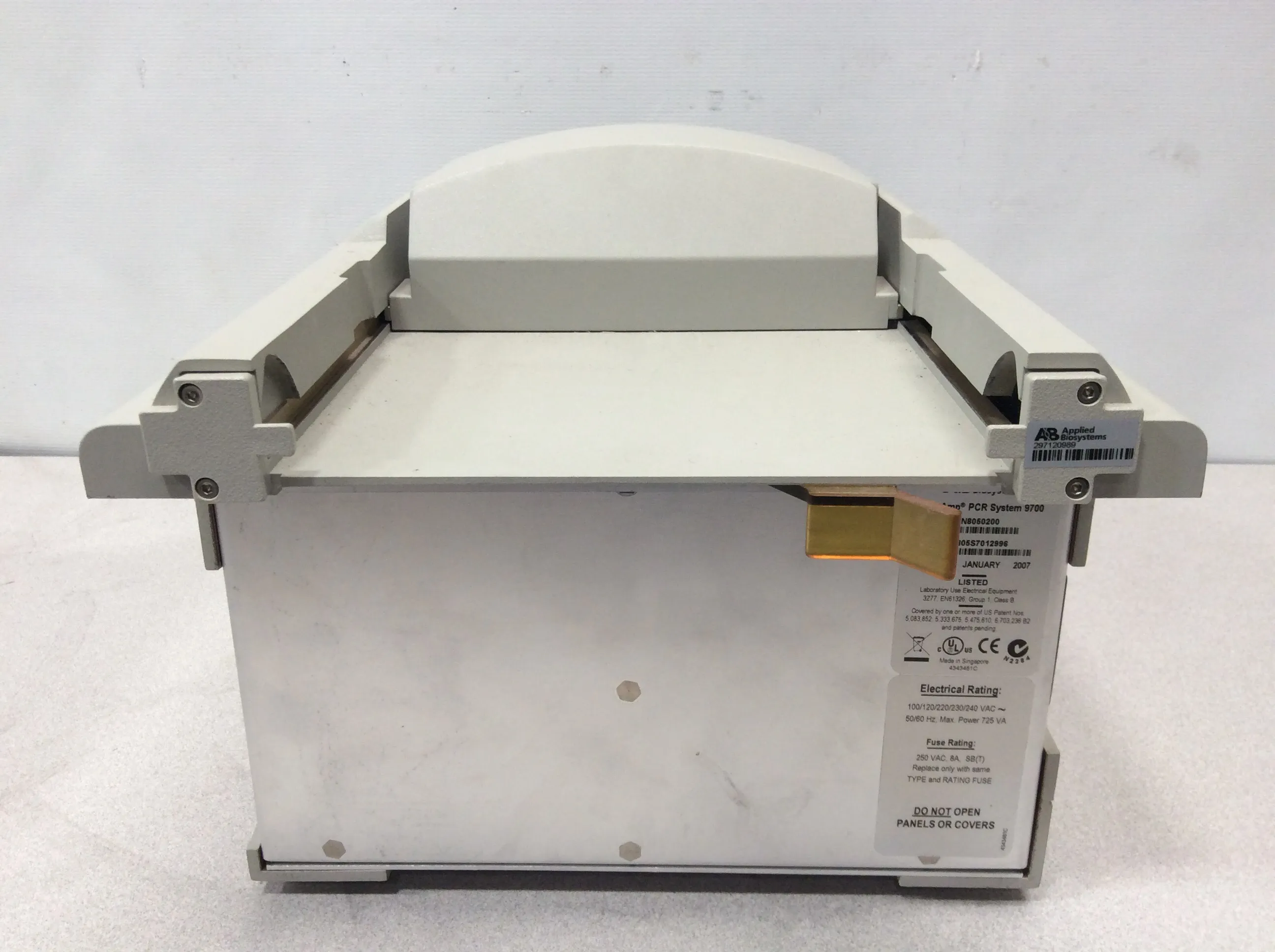 Applied Biosystems GeneAmp PCR System 9700 96 Well N8050200 Real Time PCR Molecular Biology Used Laboratory Equipment