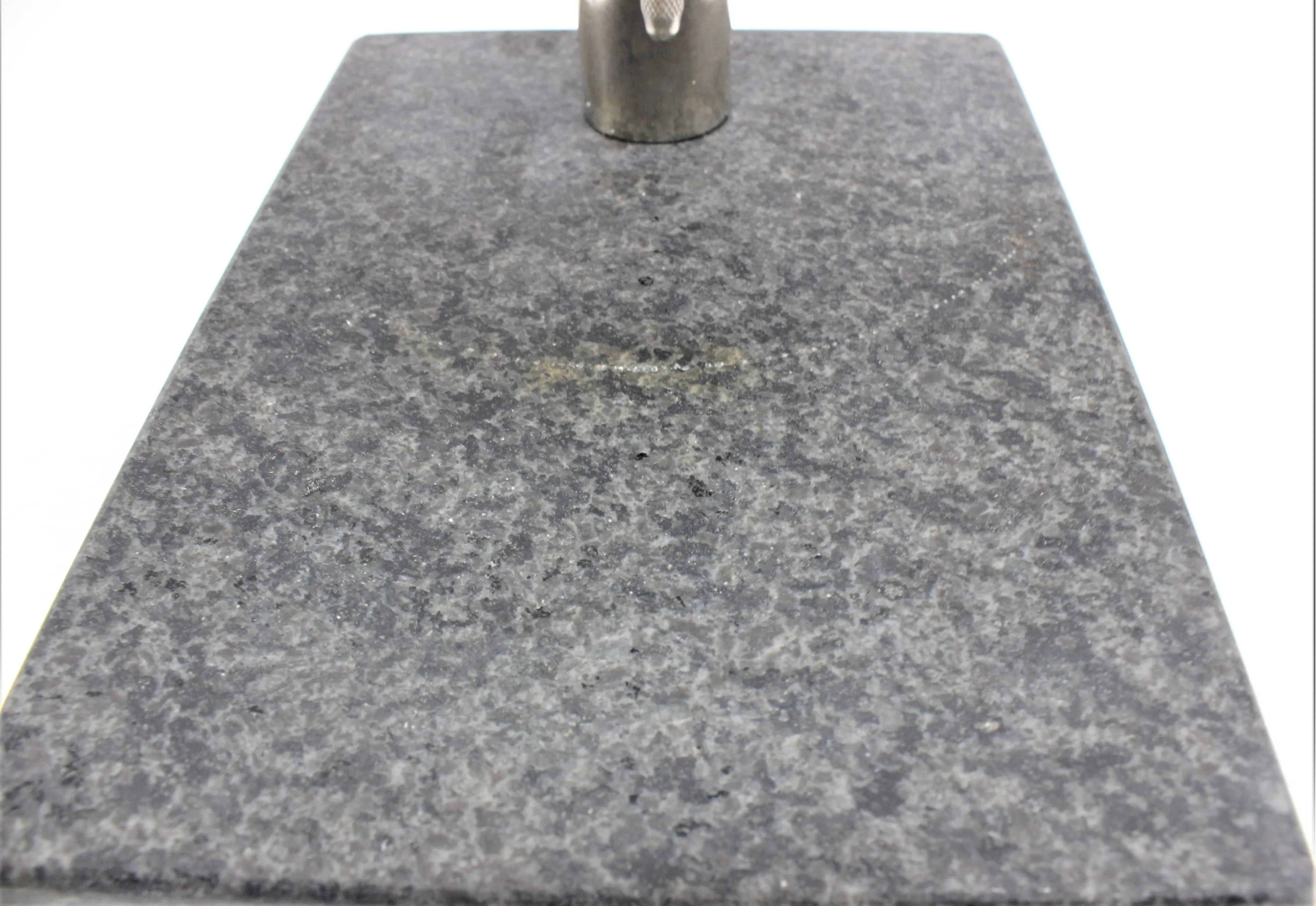 Mitutoyo Granite Comparator Stand 215-151 w/ Electronic Digital Indicator