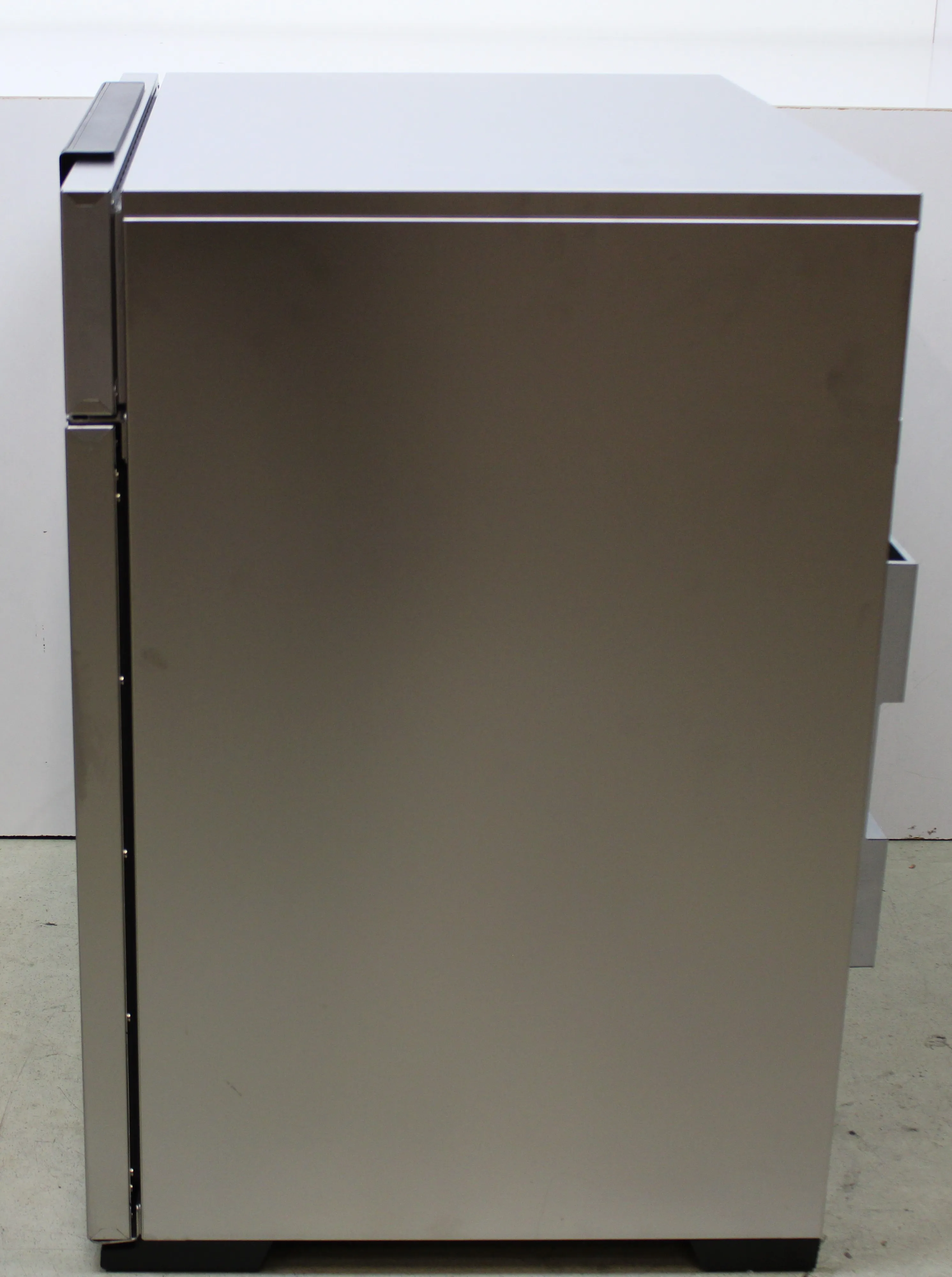 Used Memmert IPP110plus Peltier-cooled Incubator