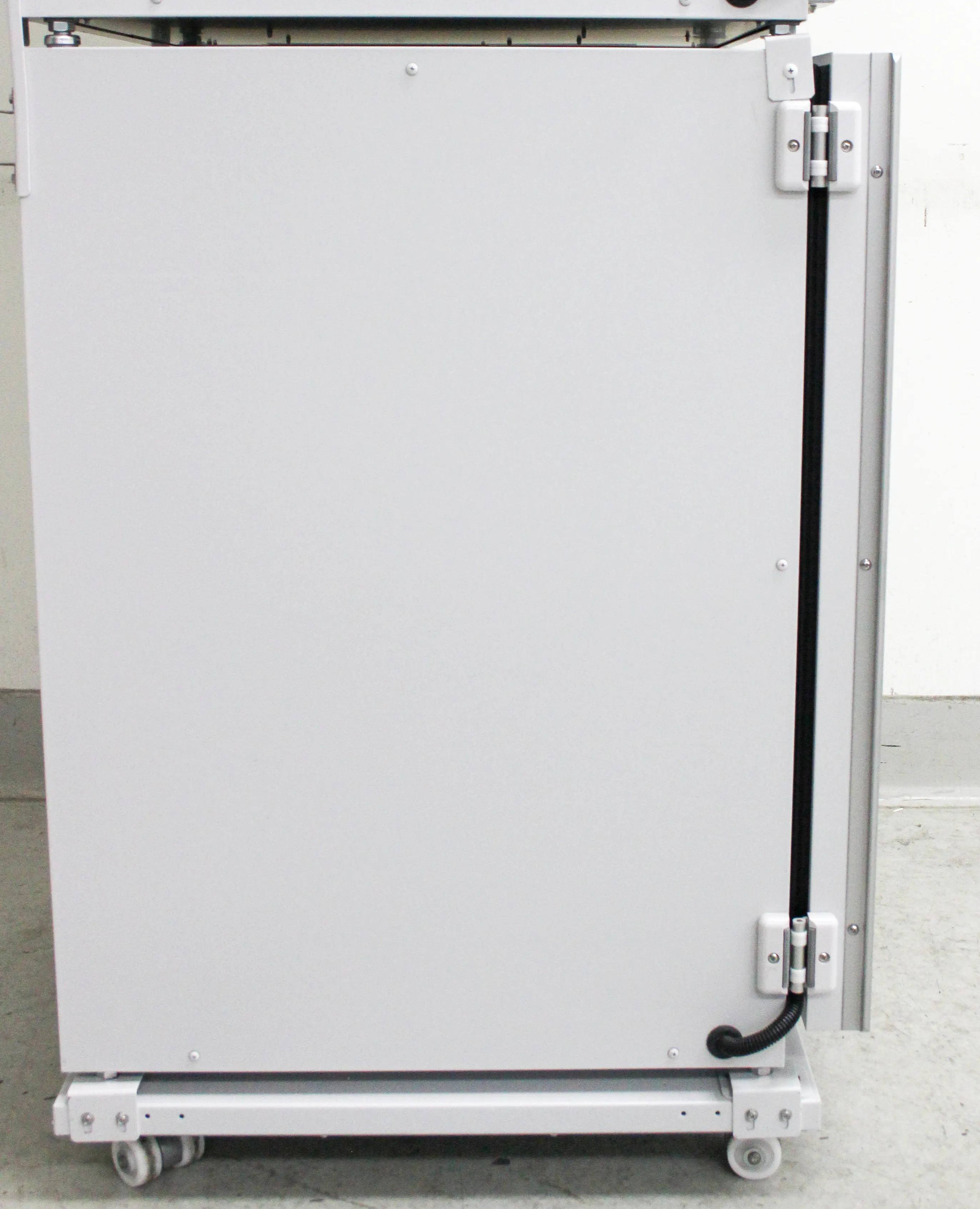 PHCBI Cell-IQ Series 5.8 cu.ft. CO2 Laboratory Incubator MCO-170AICUVL-PA