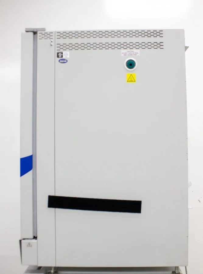 NuAire Direct Heat CO2 Microbiological Incubator NU-5820 (this is a single unit)