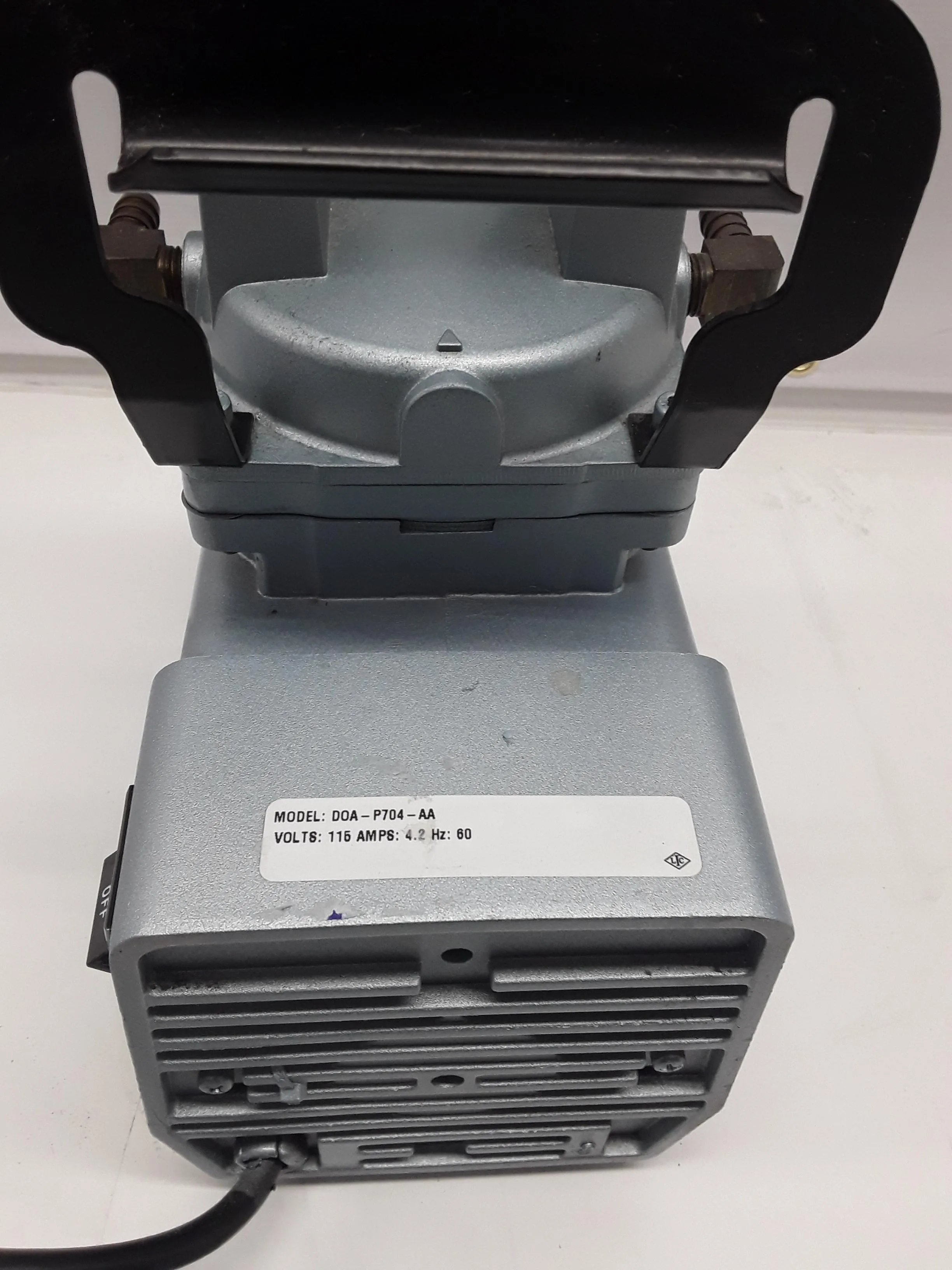 Gast DOA P704 AA Oilless Diaphragm Vacuum Pump