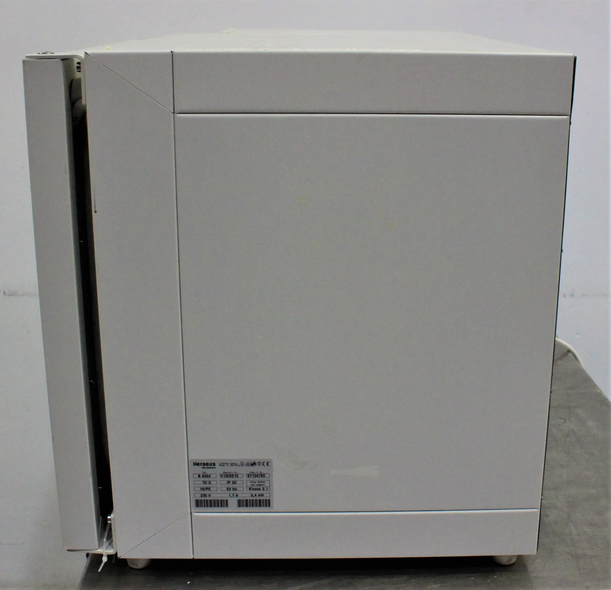 Used Heraeus B6060 Incubator