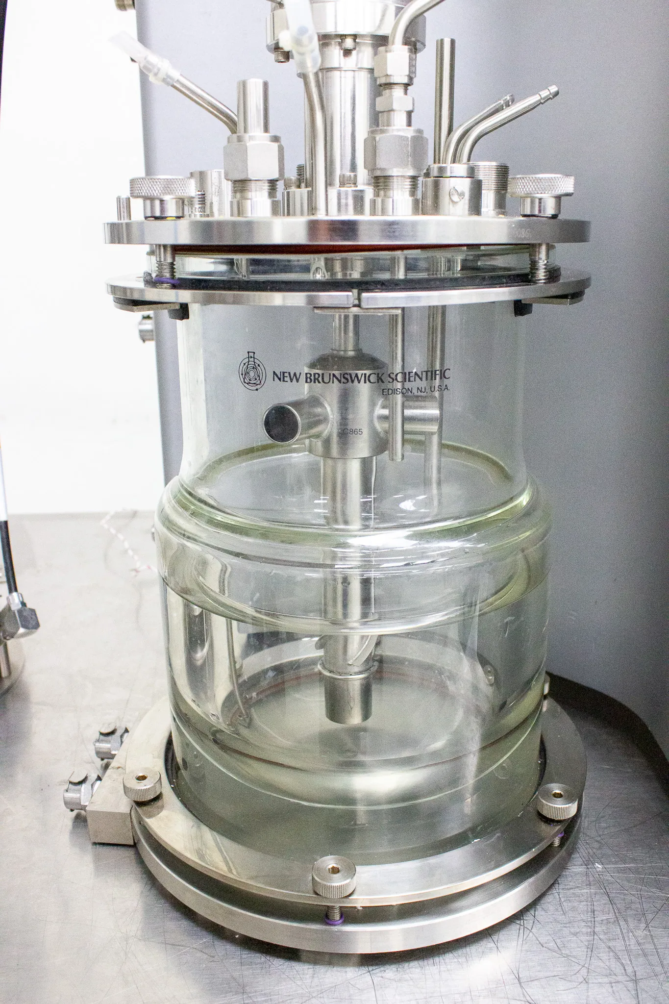 New Brunswick BioFlo & Celligen 310 Benchtop Fermenter Bioreactor Model BF-310