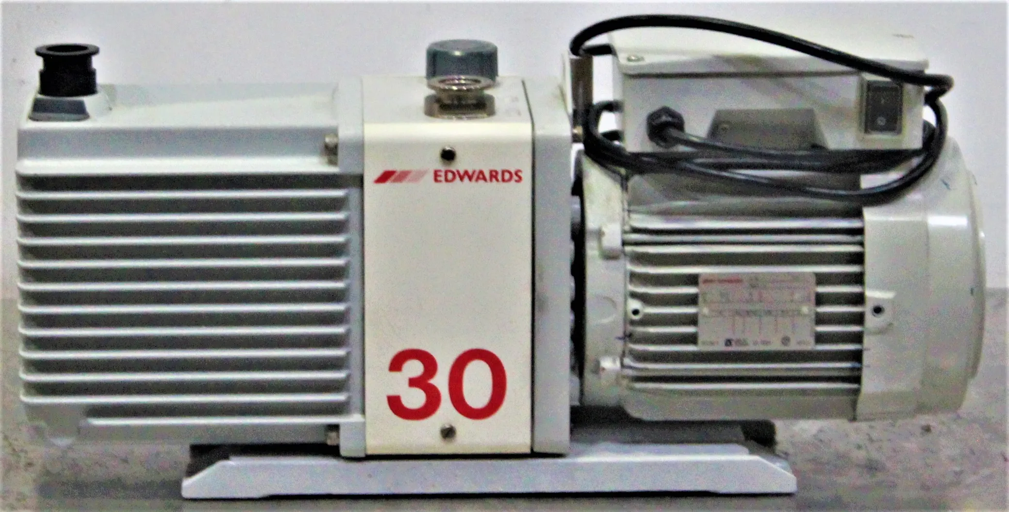 Edwards E2M30 Vacuum Pump