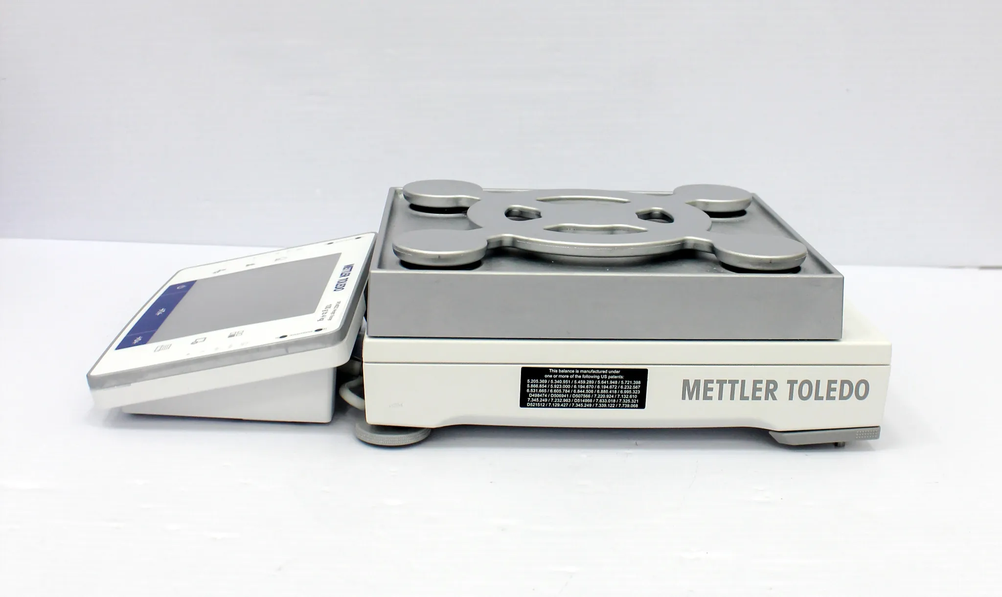 Mettler Toledo XPE4002S Precision Balance