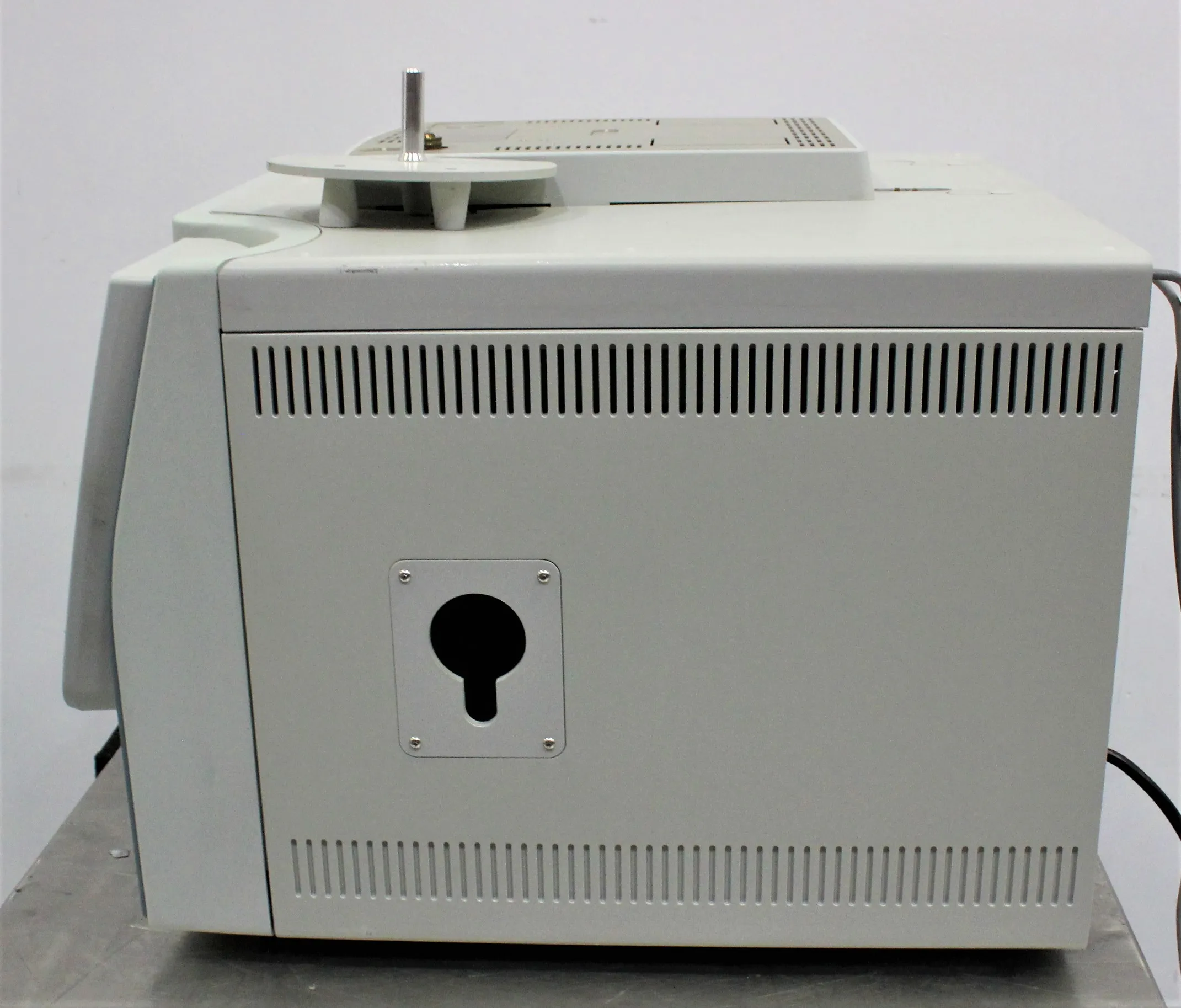 Thermo Scientific TRACE GC Ultra K473000000000D0 Gas Chromatography Mass Spectrometry