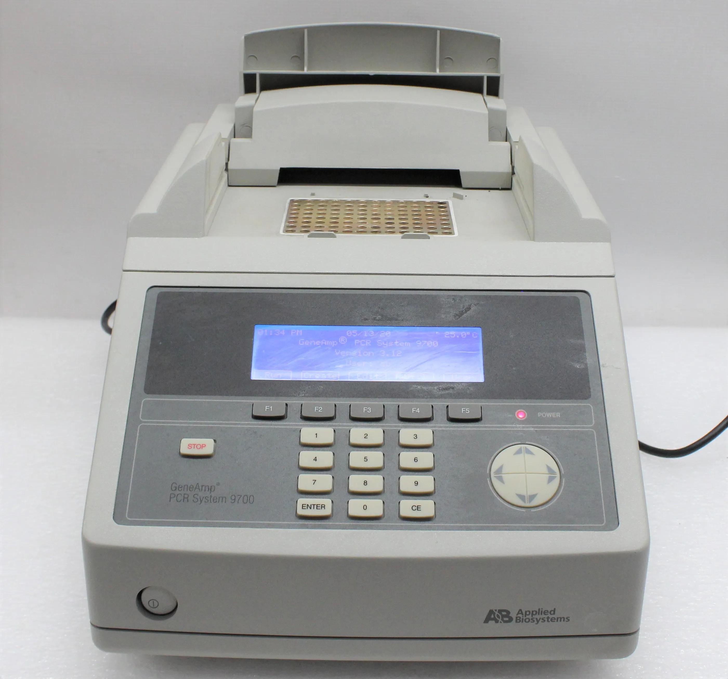 Applied Biosystems 9700 PCR Thermal Cycler N8050200