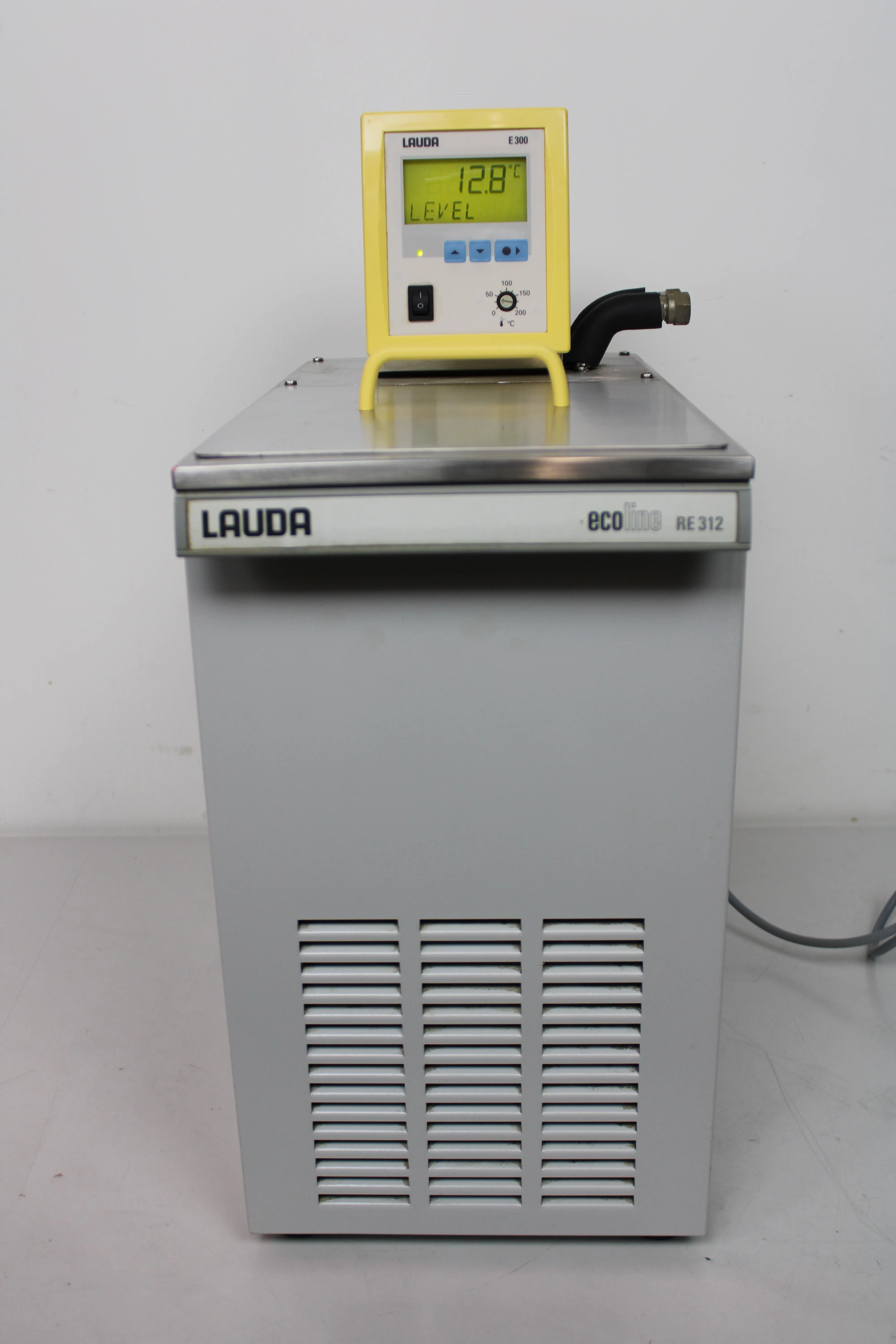 Lauda RE312 Circulator Water Bath - Calibration Thermostats for Precision Adjustments