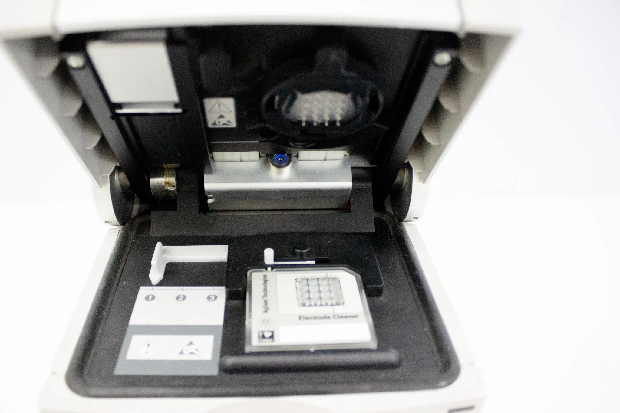 Agilent 2100 Bioanalyzer G2938C Used Laboratory and Medical Equipment