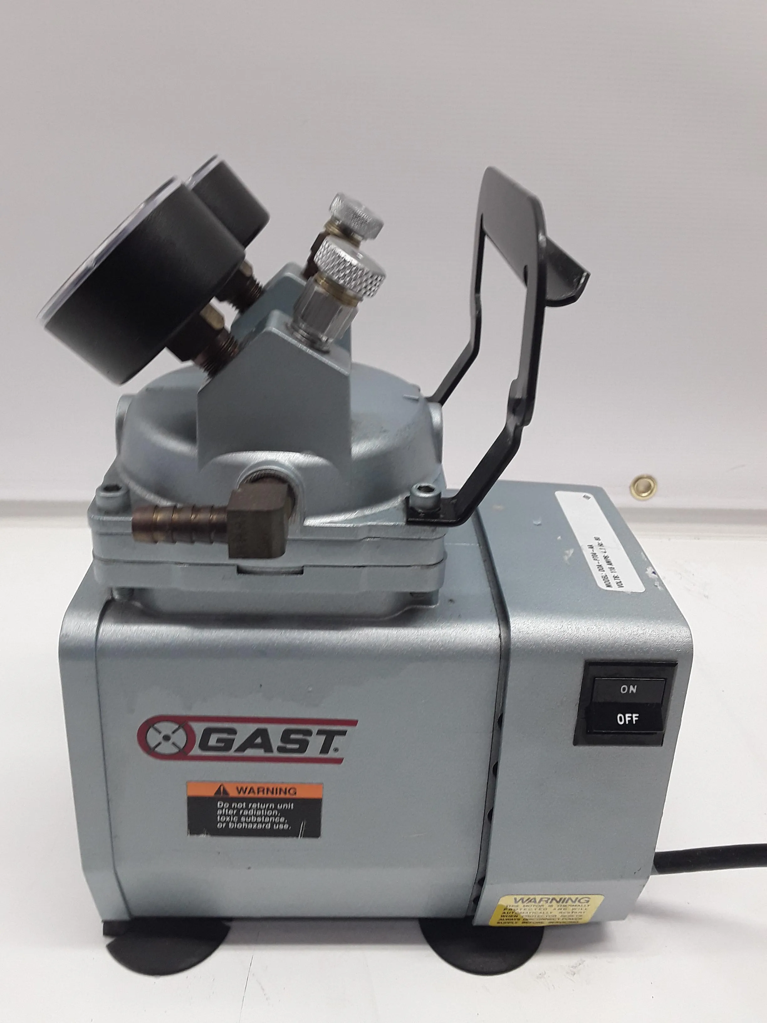 Gast DOA P704 AA Oilless Diaphragm Vacuum Pump