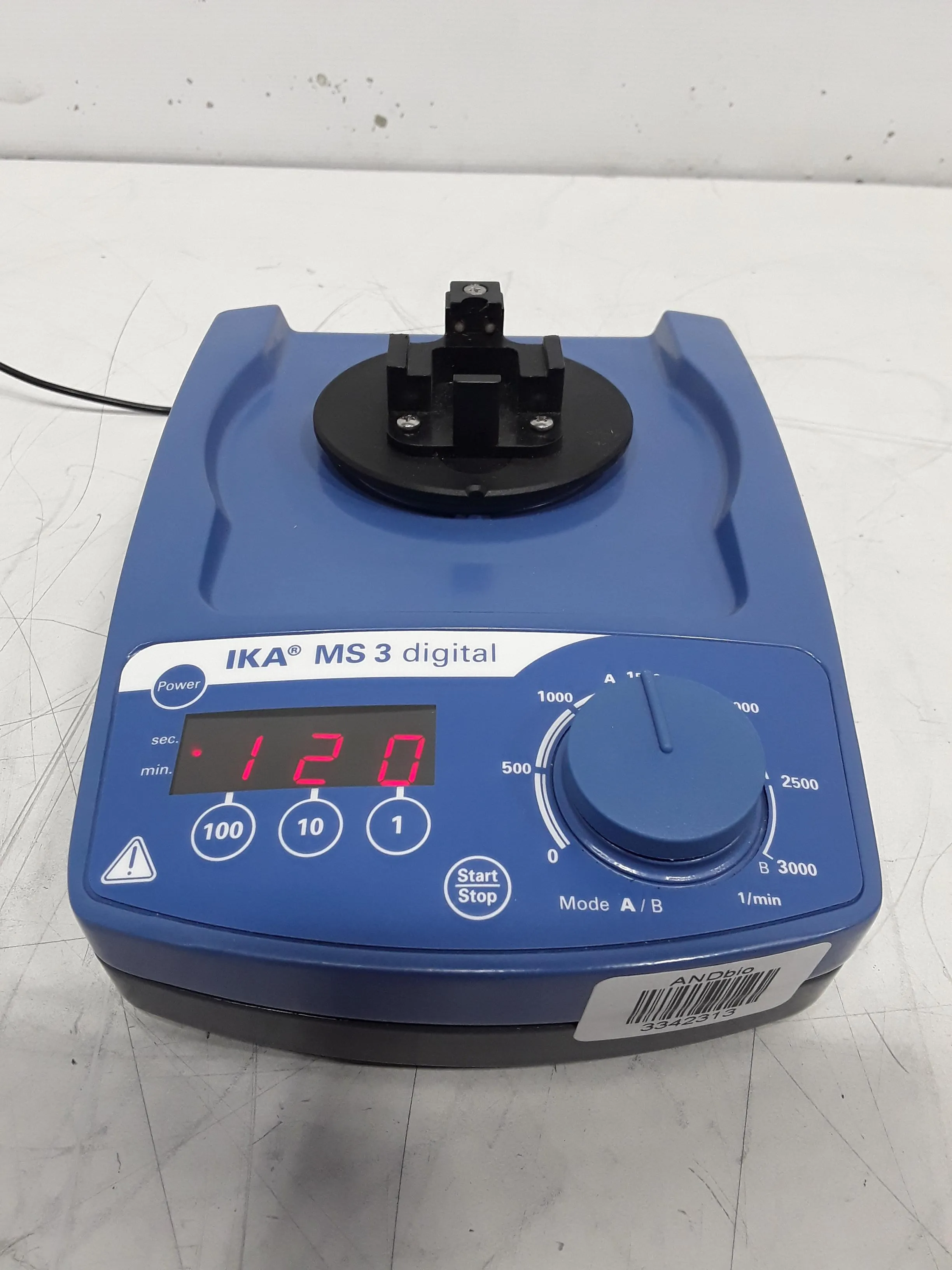 IKA MS3 Digital Microplate Shaker Variable Speed