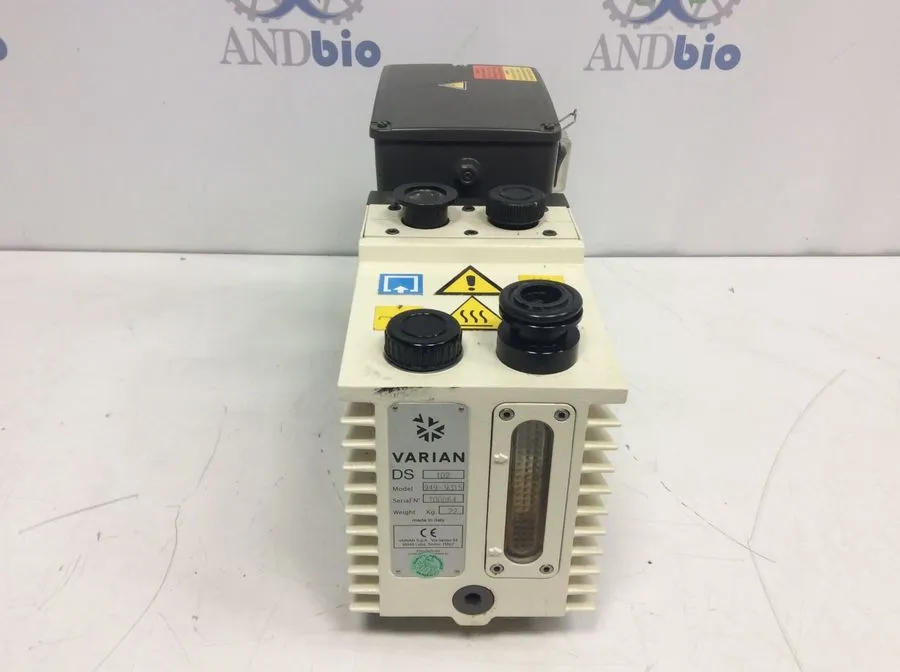 Varian DS 102 Vacuum Pump Model 949-9315 - Used Laboratory Equipment