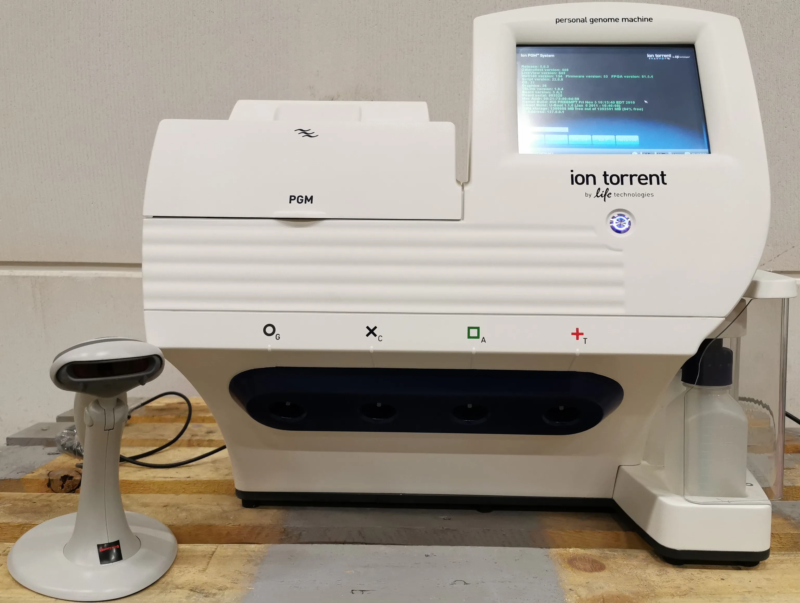 Ion Torrent 7467 Personal Genome PGM System