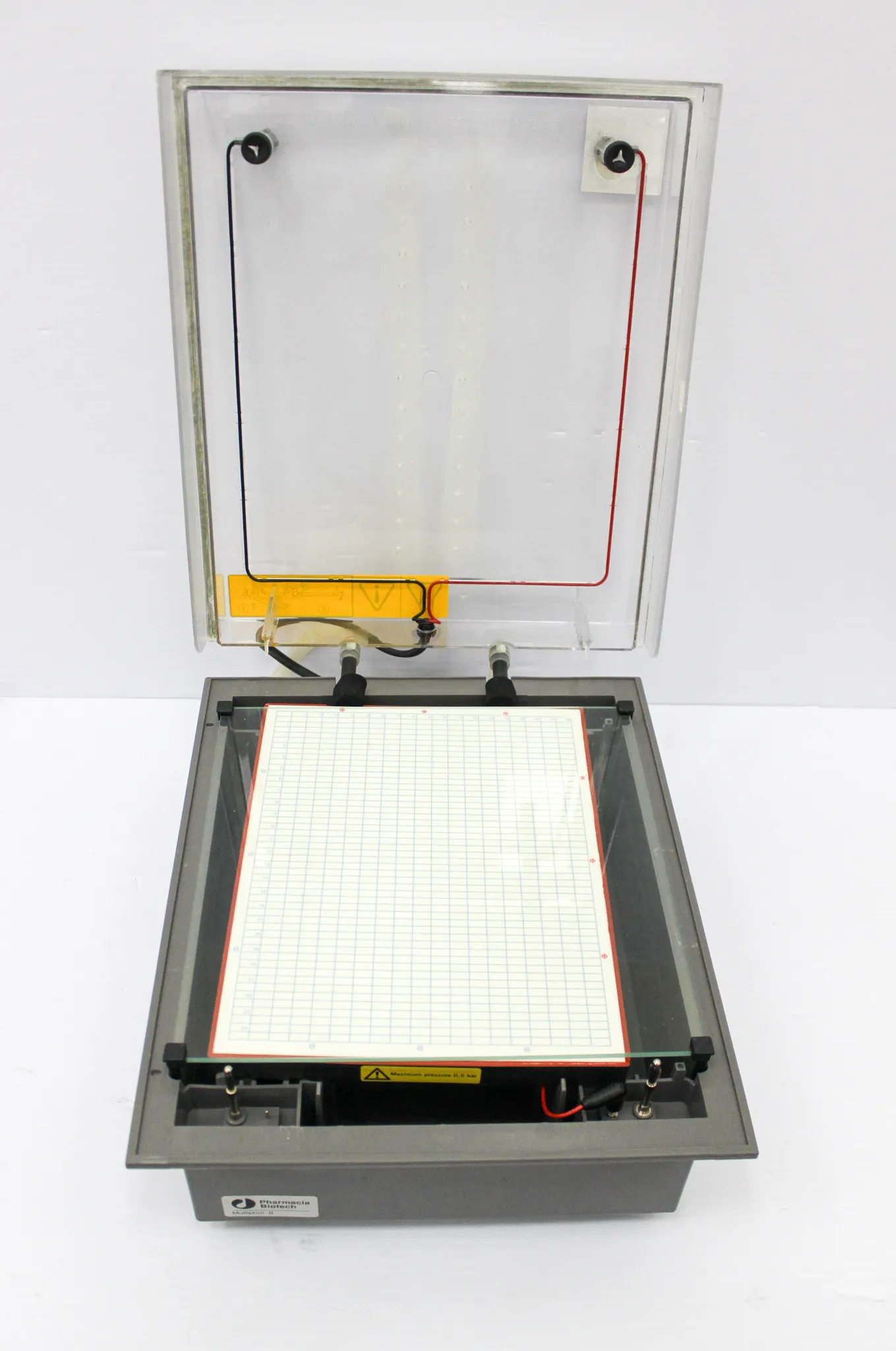 Pharmacia Biotech Multiphor II Electrophoresis System model: 18-1018-06