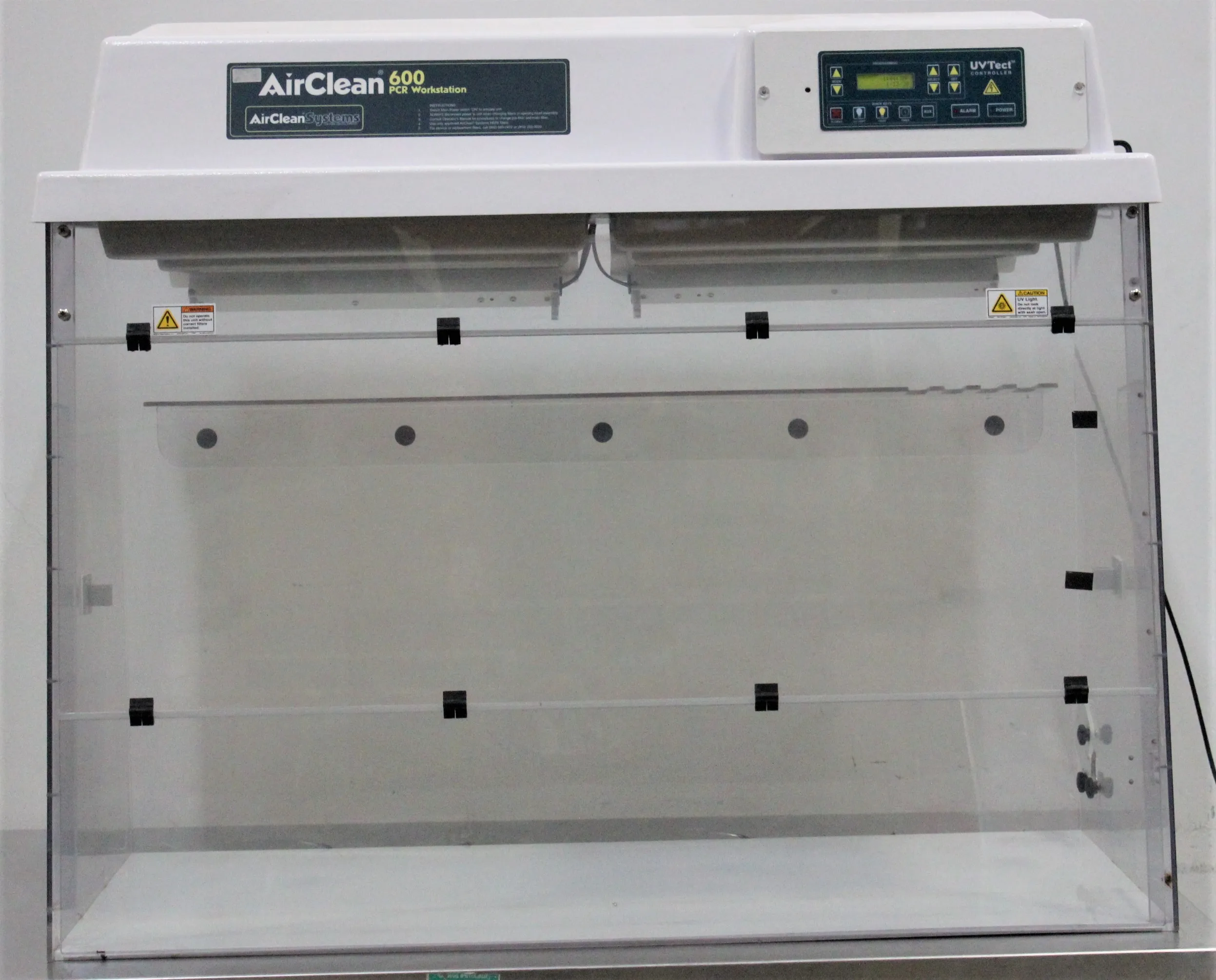 Air Clean Systems AC600 PCR Workstation with UV Light AC600