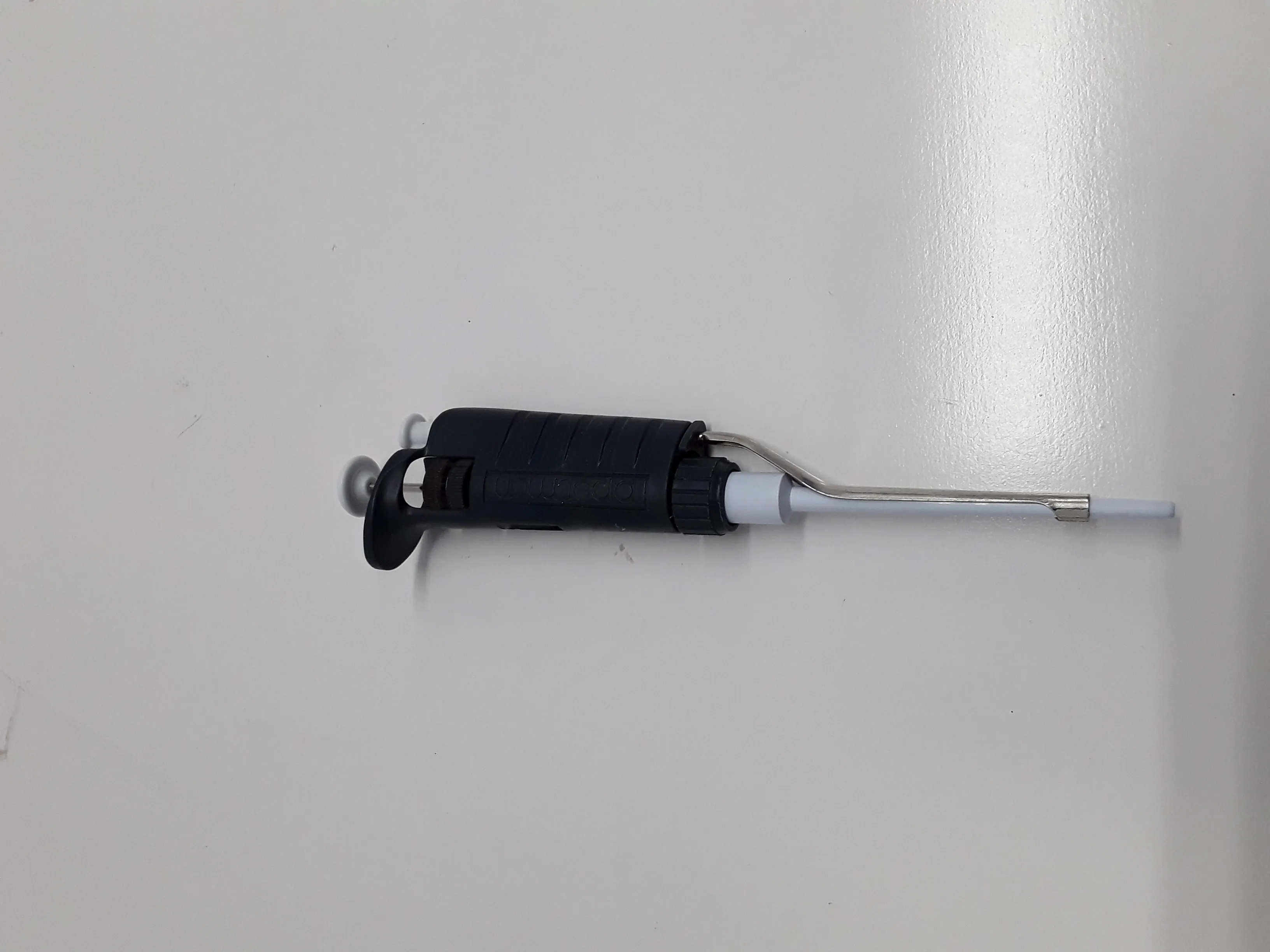 Used Gilson P100 Pipette with 30-Day Warranty