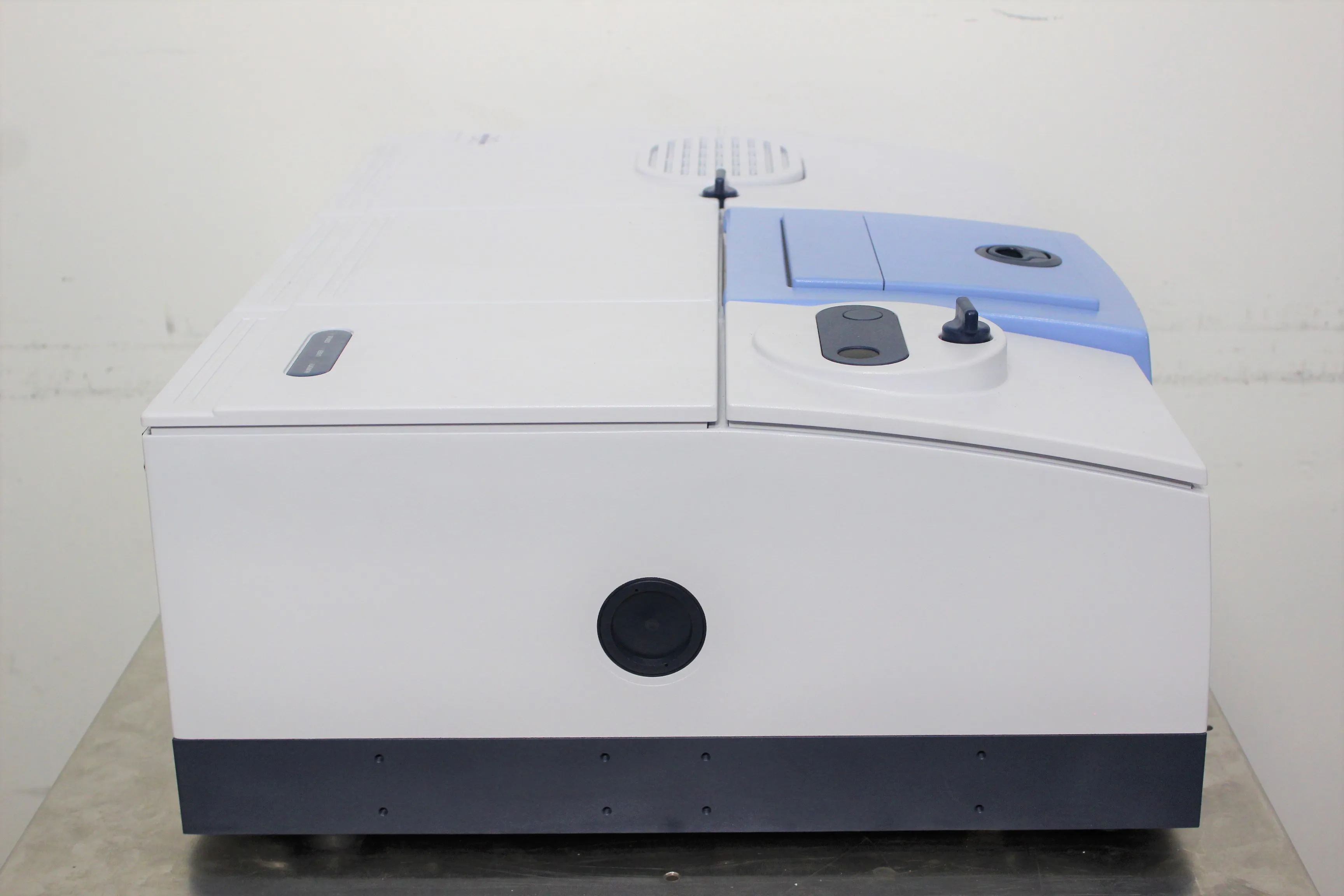 Used Bruker Vertex 70 Infrared Spectrometer - Multi-Well