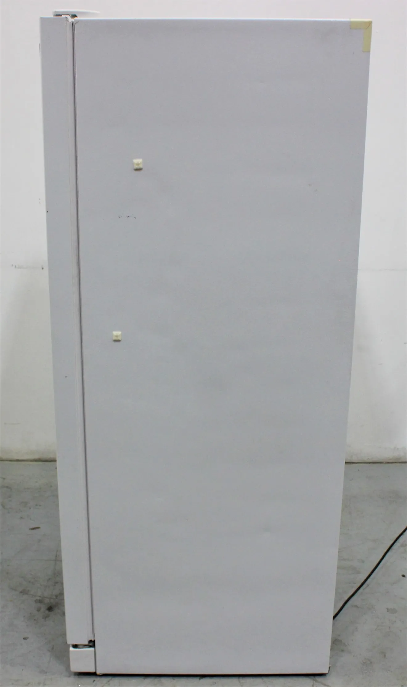 Kenmore 253.21742511 17.3 cu. ft. White Upright Freezer - Used