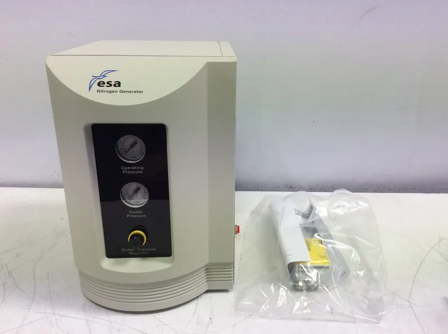 ESA N2-4000-L1252 Nitrogen Generator - Used Lab Gas Generator