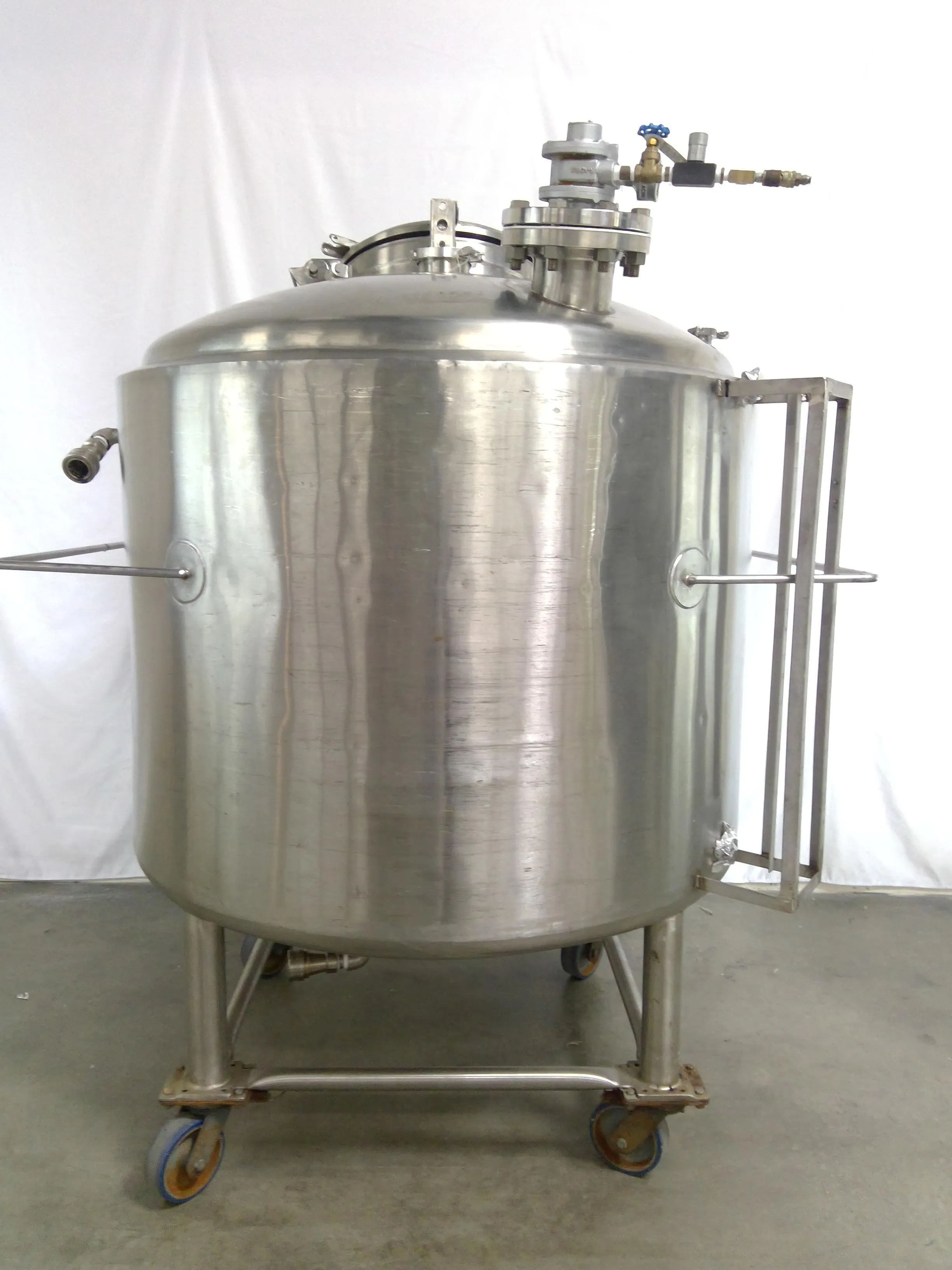 1200 Liter Mix Tank