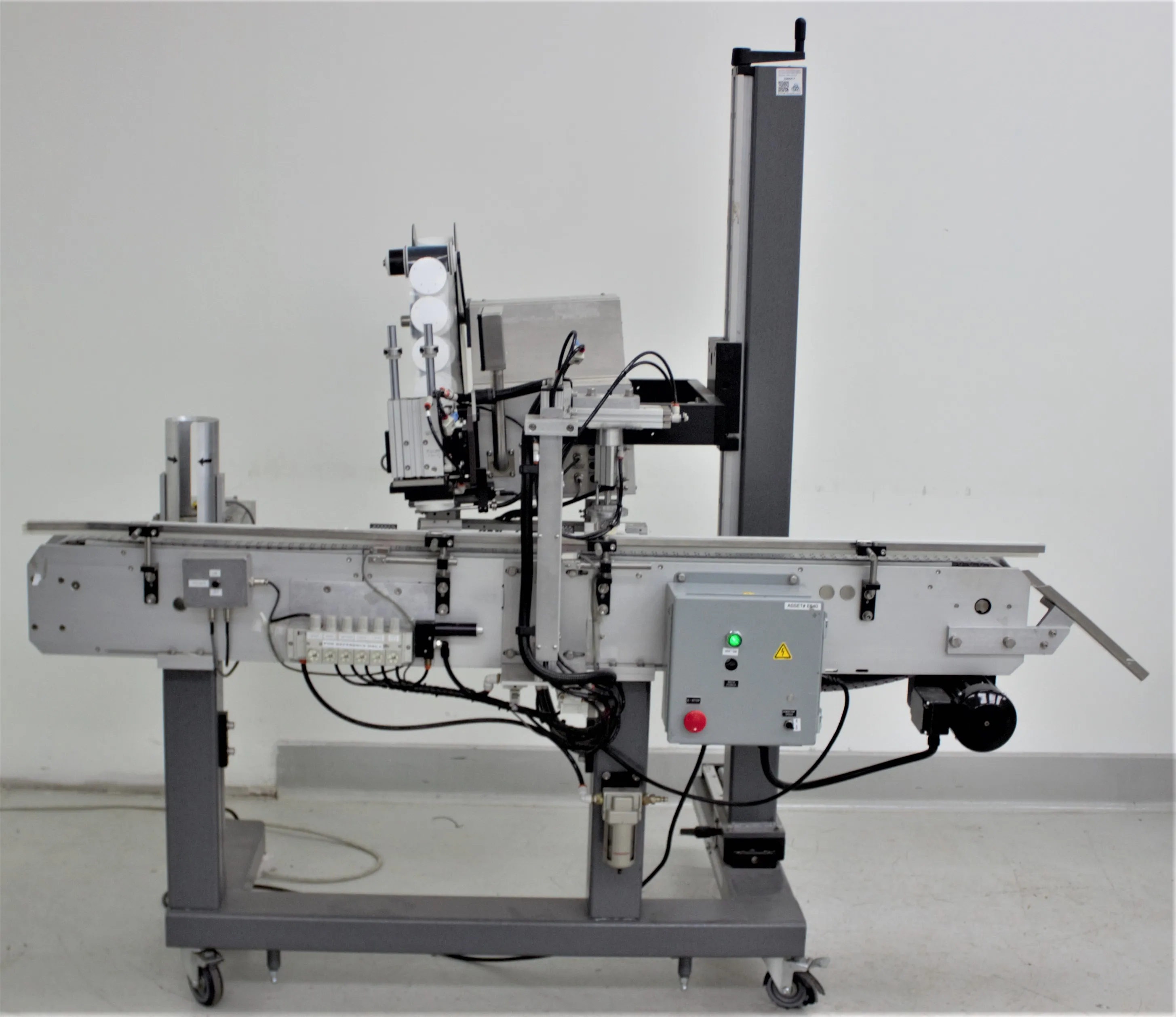 Southern California Packaging Equipment Model ST600 Labeling System