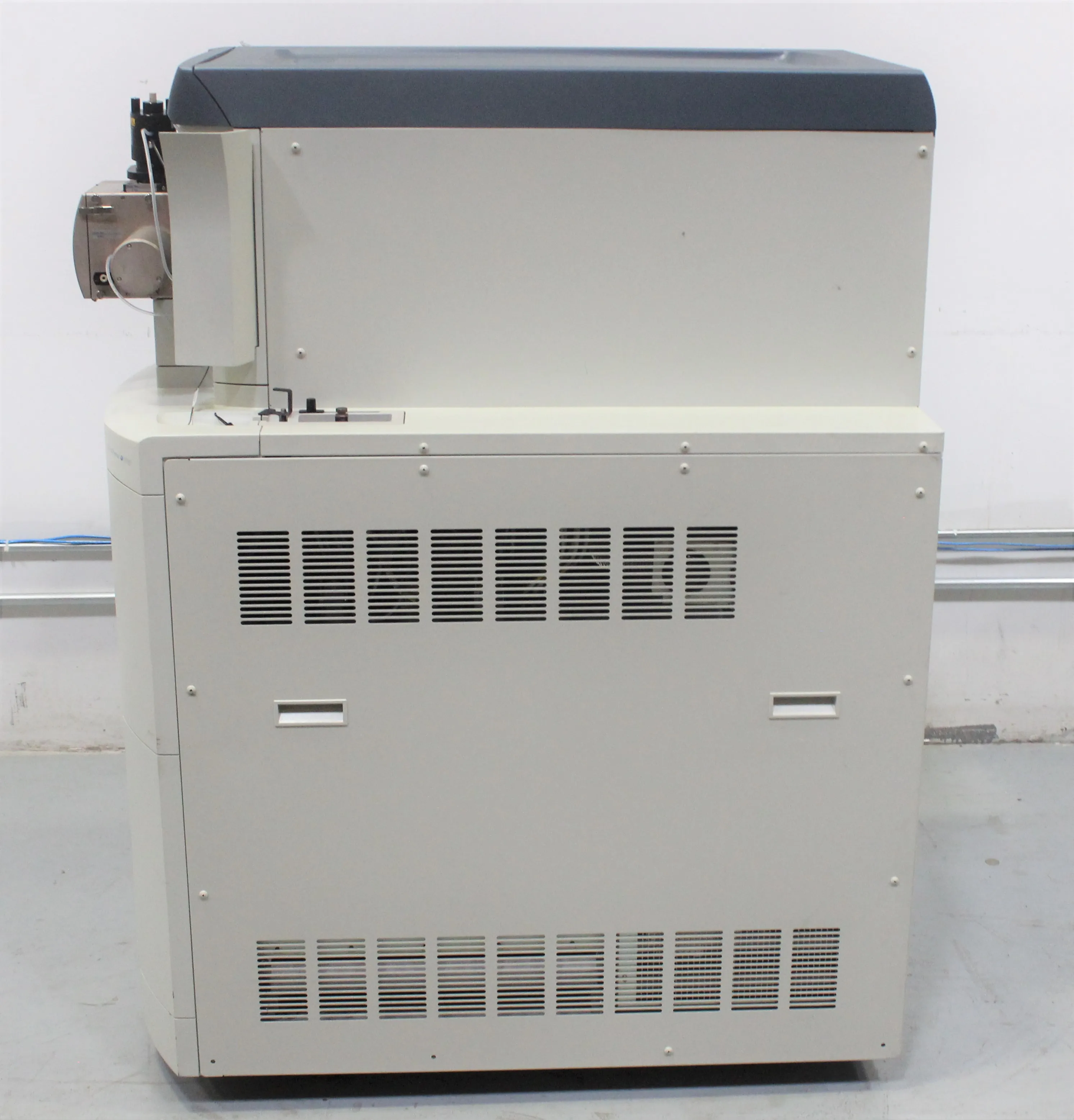 Waters / Micromass Q-TOF Premier LC / MS Mass Spectrometry System